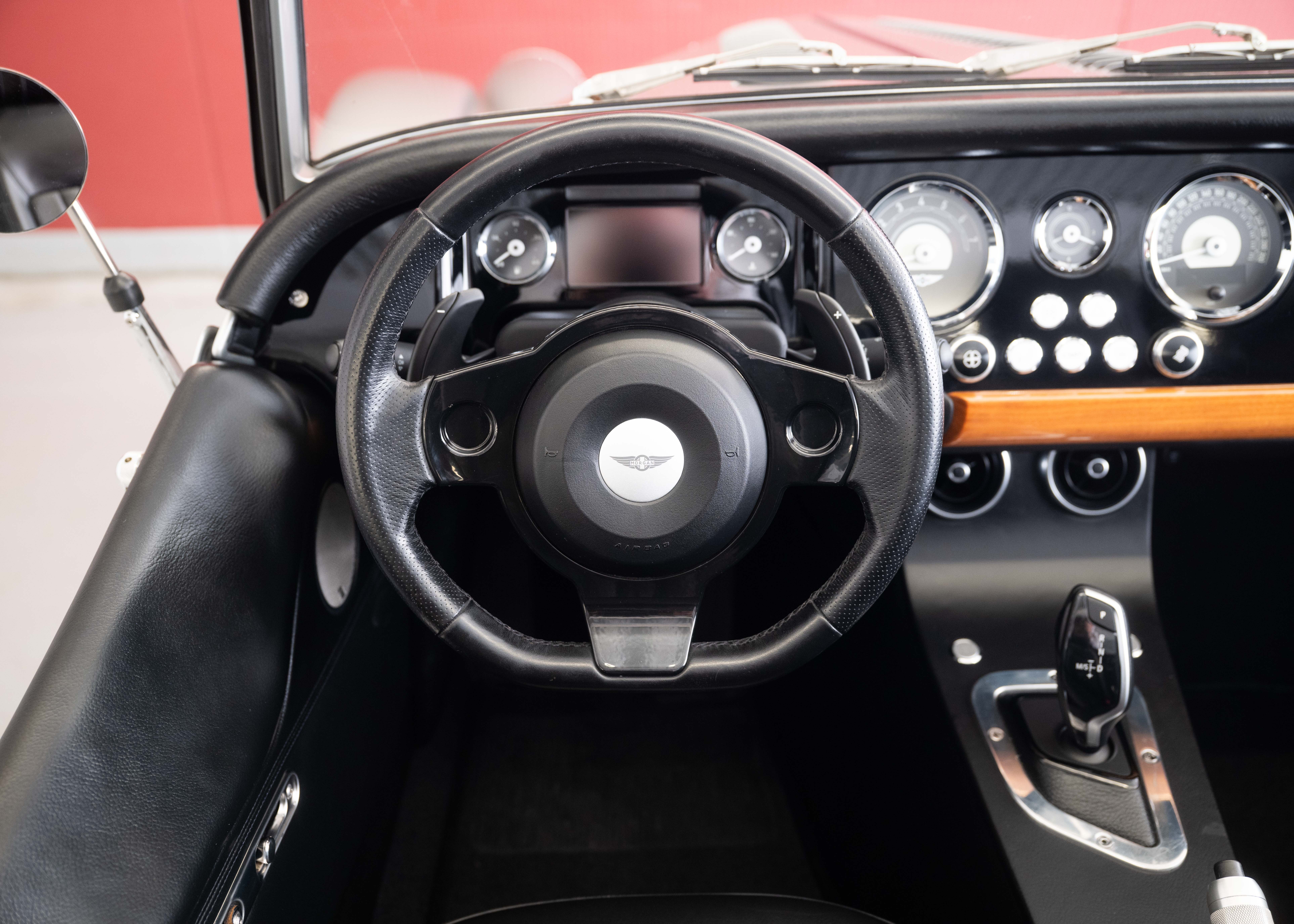 Image MORGAN 4-4 Plus Four 2.0 Automatic (Swiss car, 1st hand, Rolls-Royce paint, fantastic condition) - SOLD !