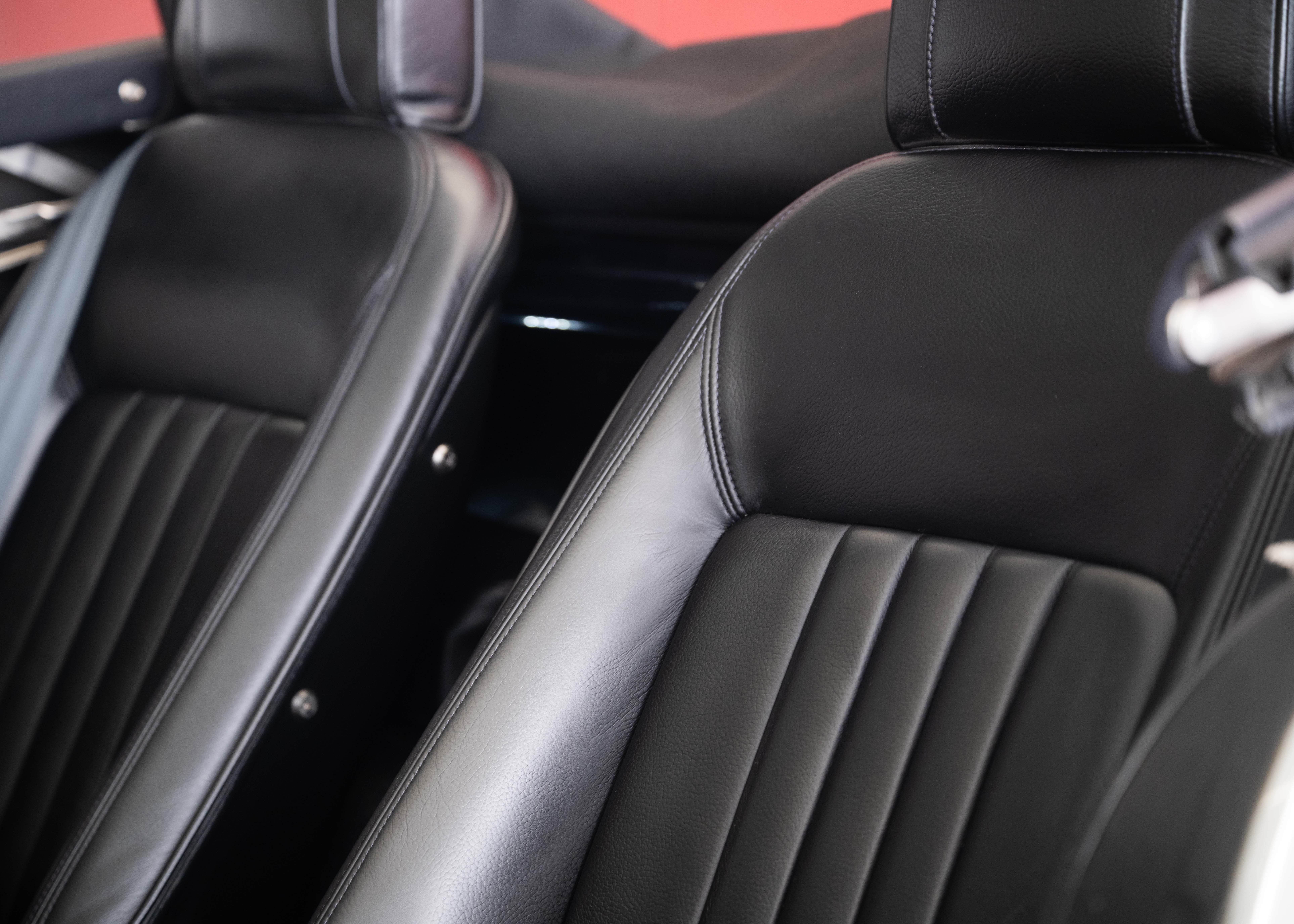 Image MORGAN 4-4 Plus Four 2.0 Automatic (Swiss car, 1st hand, Rolls-Royce paint, fantastic condition) - SOLD !