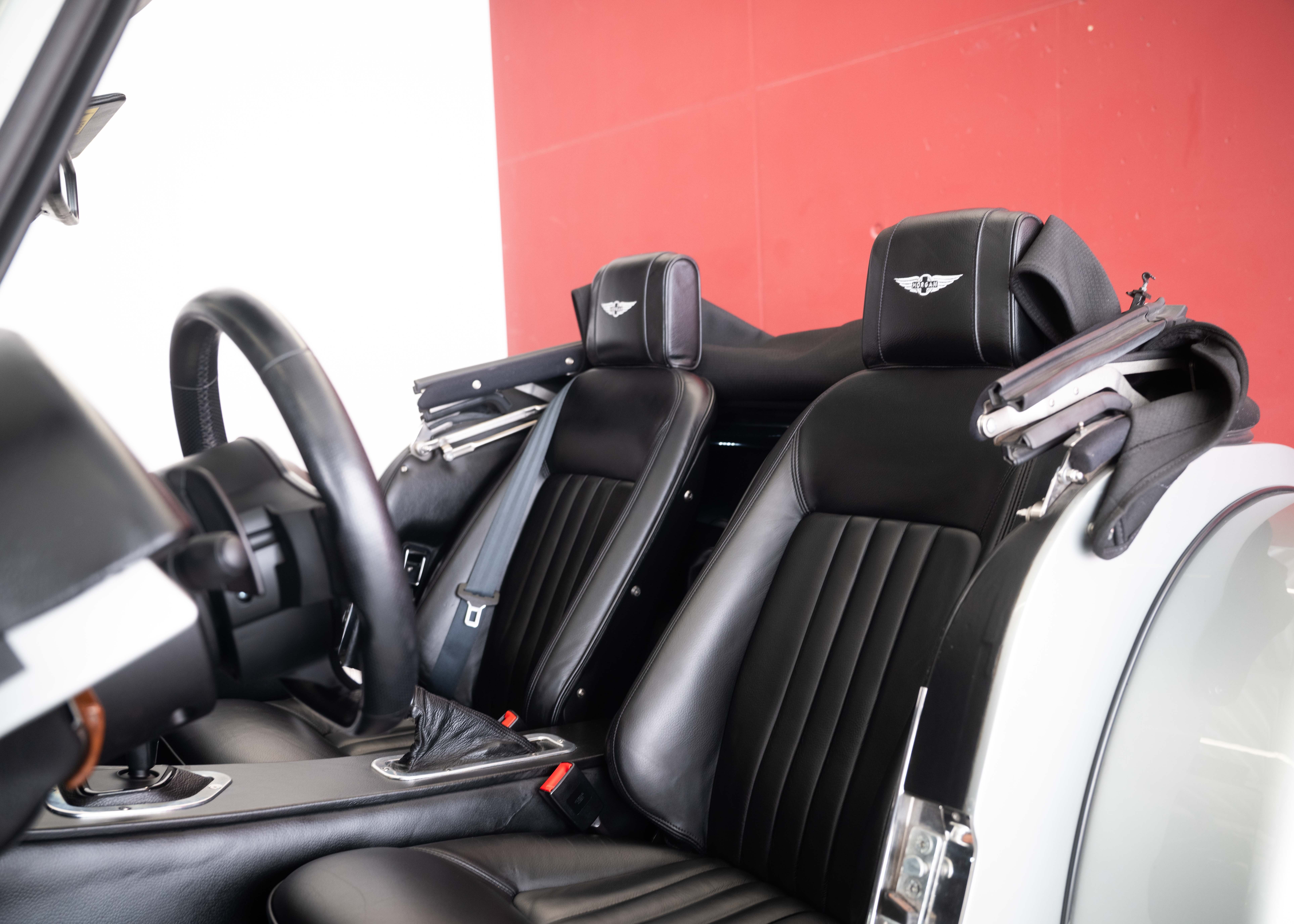 Image MORGAN 4-4 Plus Four 2.0 Automatic (Swiss car, 1st hand, Rolls-Royce paint, fantastic condition) - SOLD !