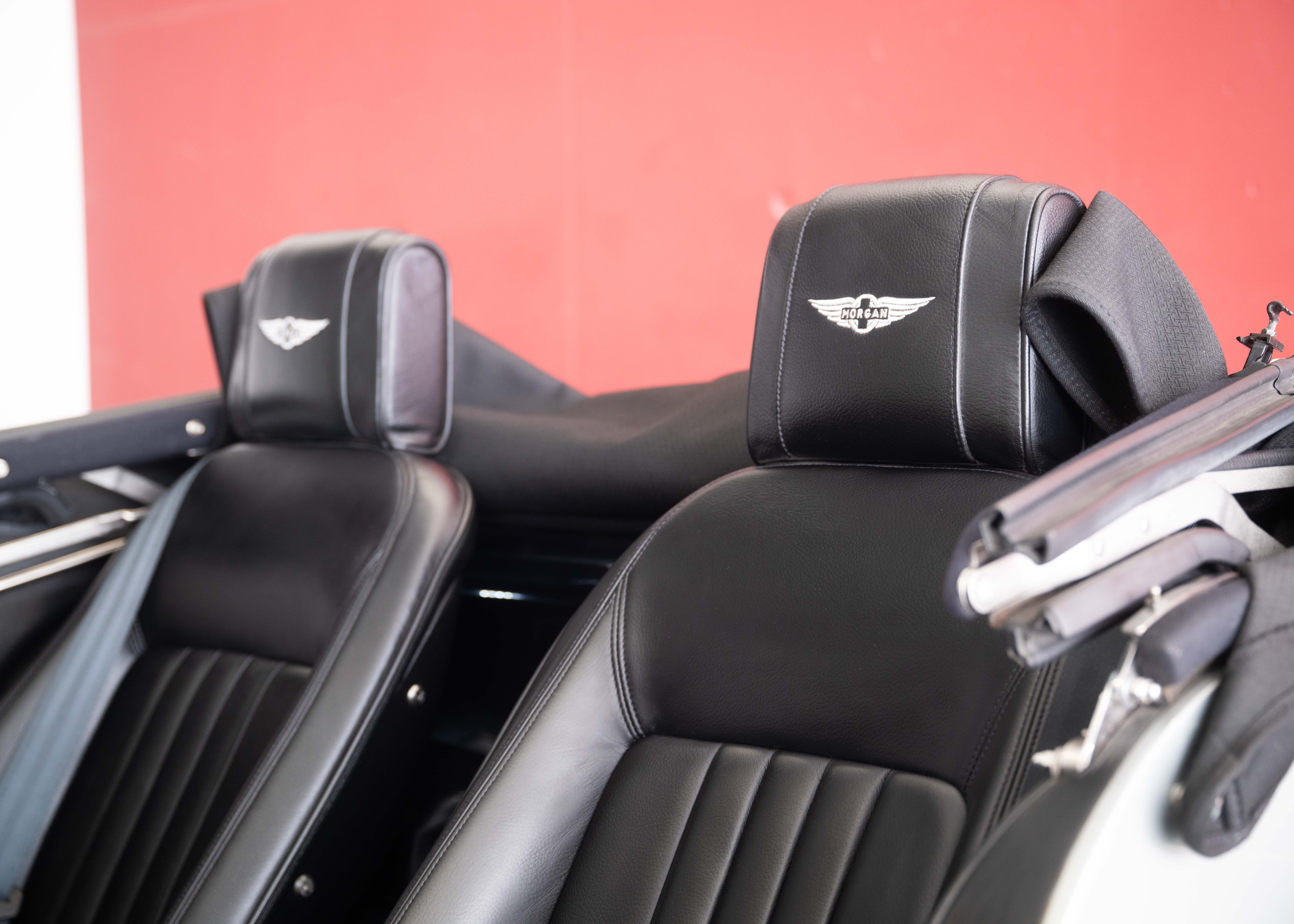 Image MORGAN 4-4 Plus Four 2.0 Automatic (Swiss car, 1st hand, Rolls-Royce paint, fantastic condition) - SOLD !