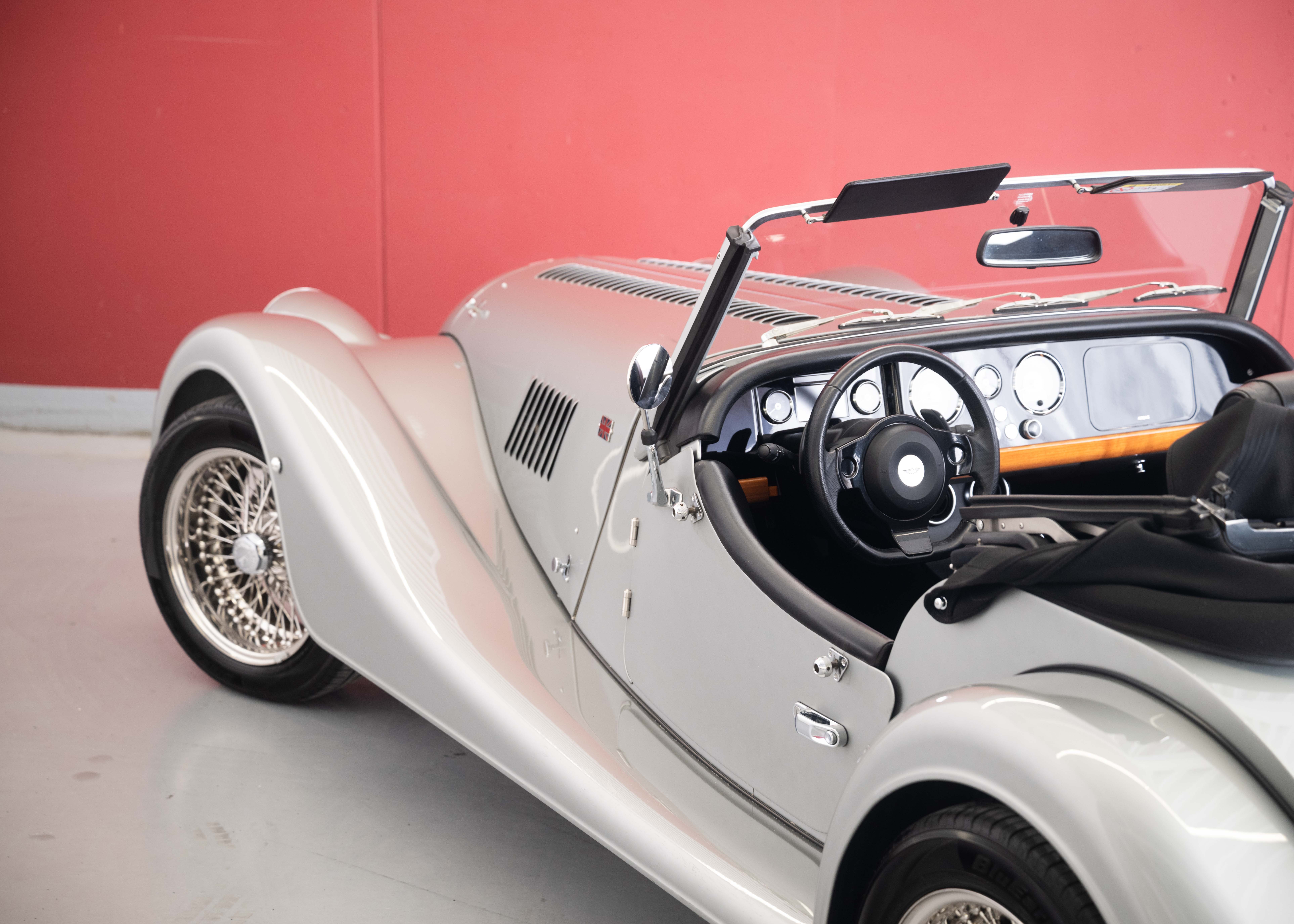 Image MORGAN 4-4 Plus Four 2.0 Automatic (Swiss car, 1st hand, Rolls-Royce paint, fantastic condition) - SOLD !