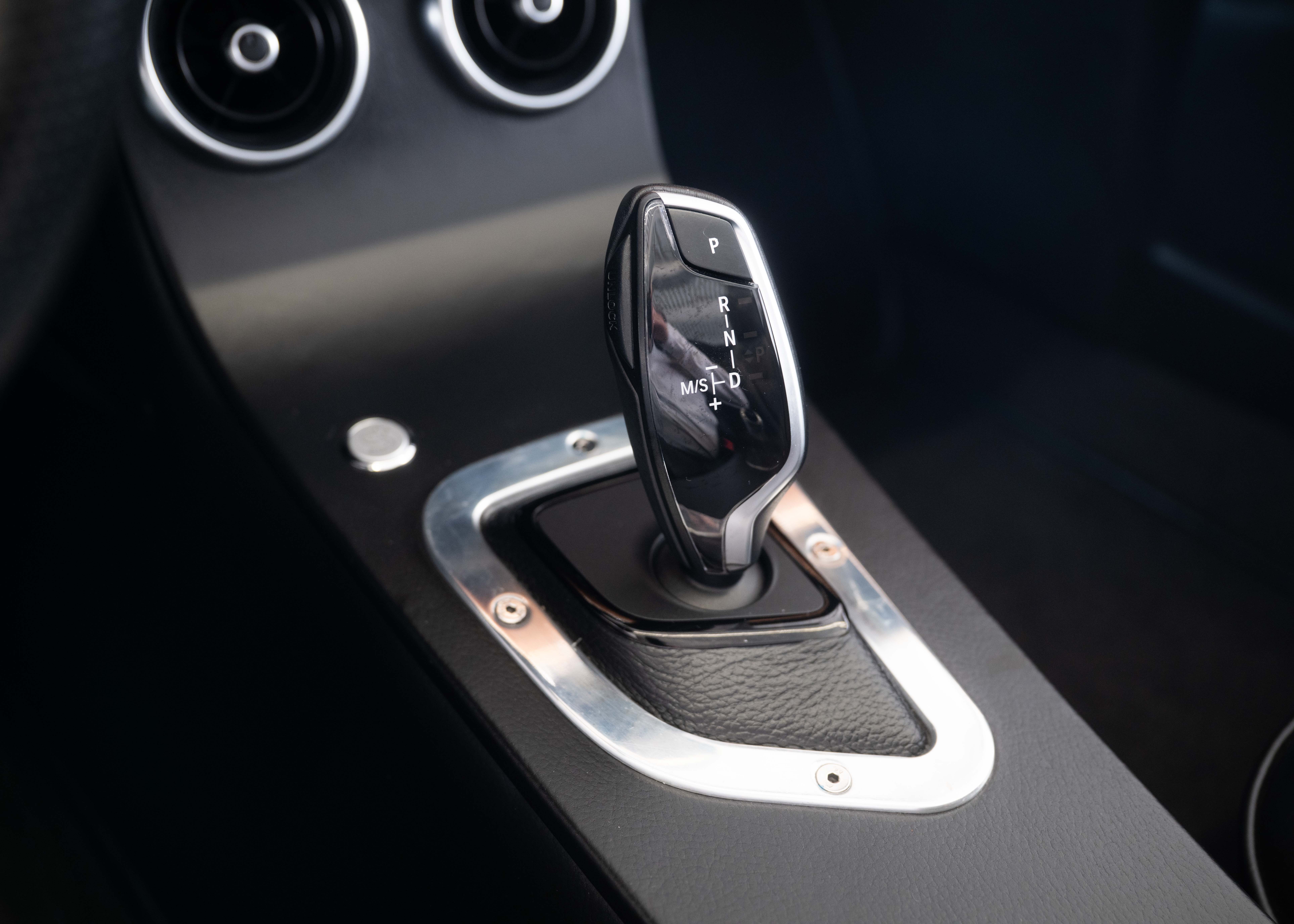 Image MORGAN 4-4 Plus Four 2.0 Automatic (Swiss car, 1st hand, Rolls-Royce paint, fantastic condition) - SOLD !