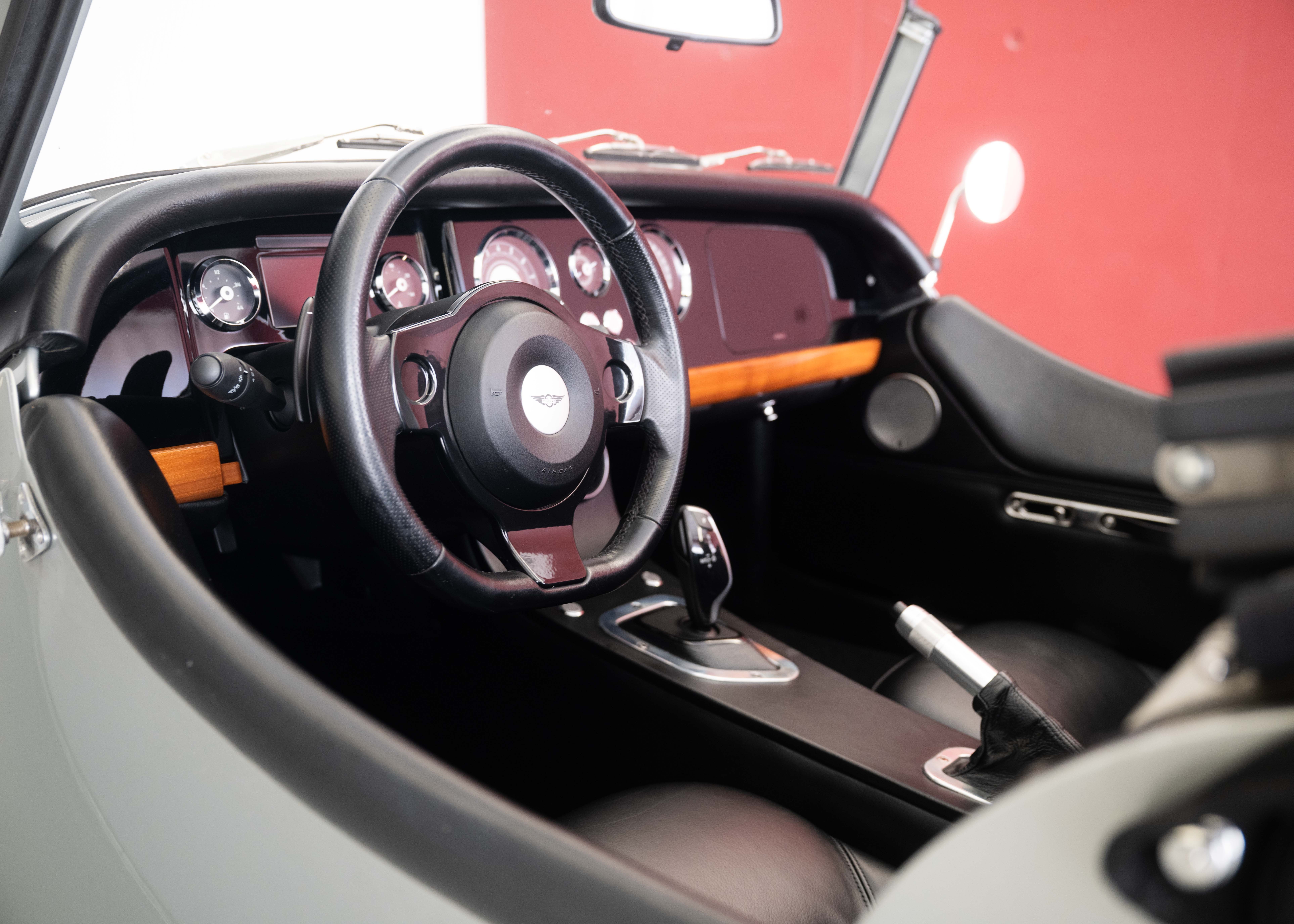 Image MORGAN 4-4 Plus Four 2.0 Automatic (Swiss car, 1st hand, Rolls-Royce paint, fantastic condition) - SOLD !