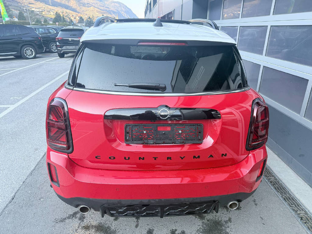 MINI Countryman F60 2.0i Cooper S ALL4-image-4