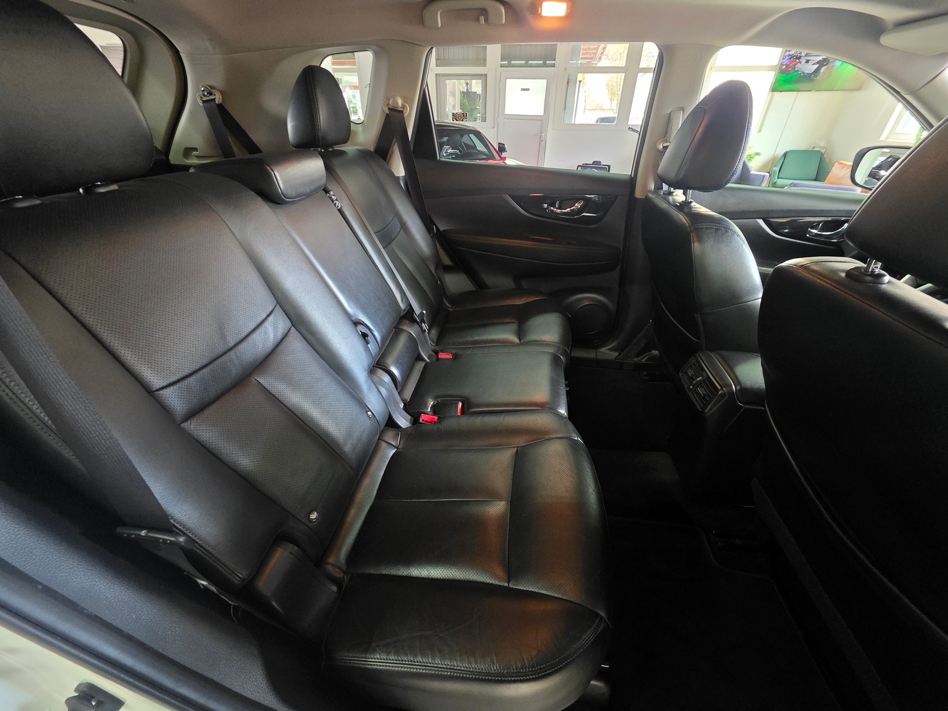 NISSAN X-Trail 2.0 dCi tekna Xtronic CVT ALL-MODE 4x4-image-17