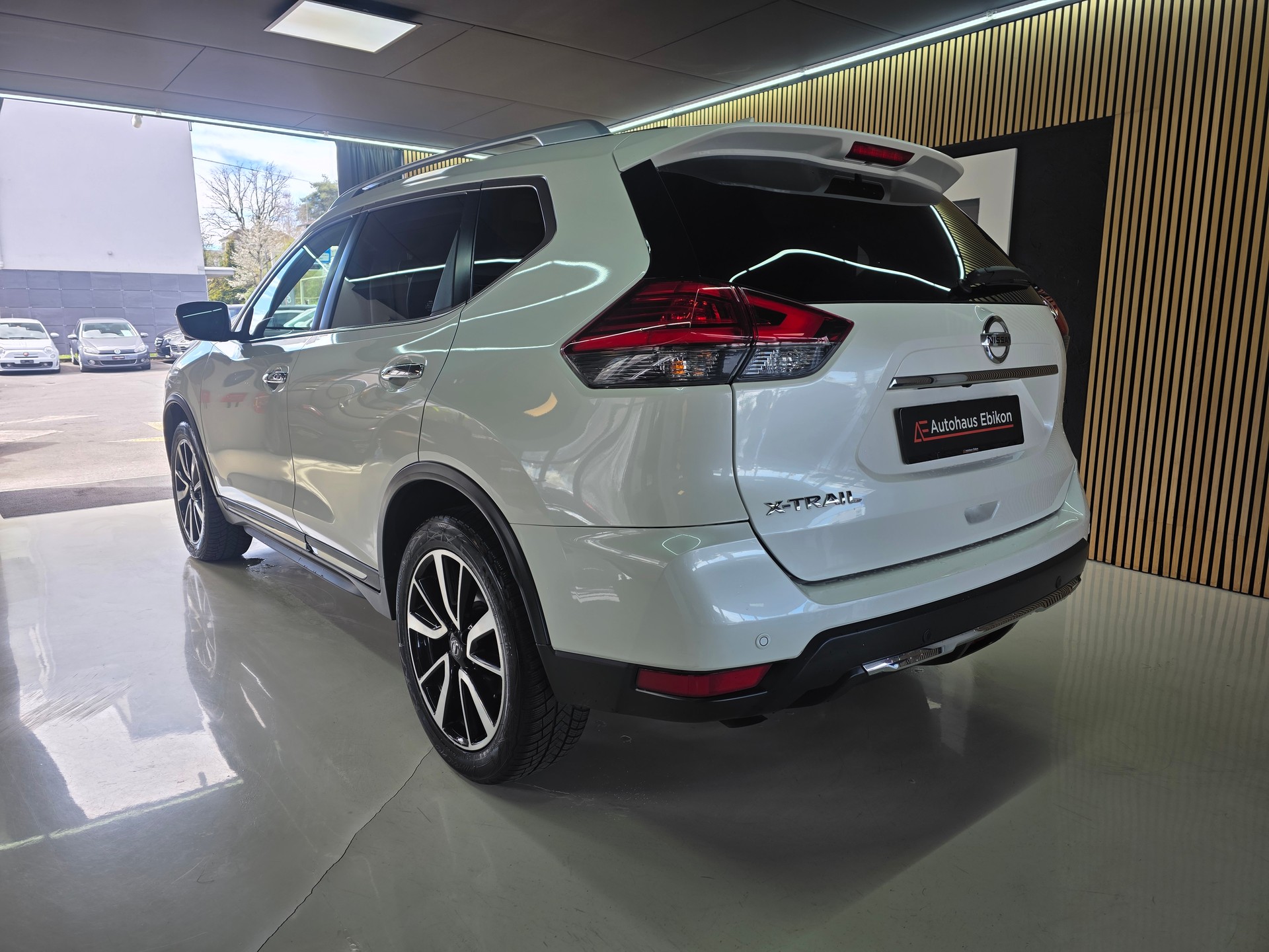 NISSAN X-Trail 2.0 dCi tekna Xtronic CVT ALL-MODE 4x4-image-4