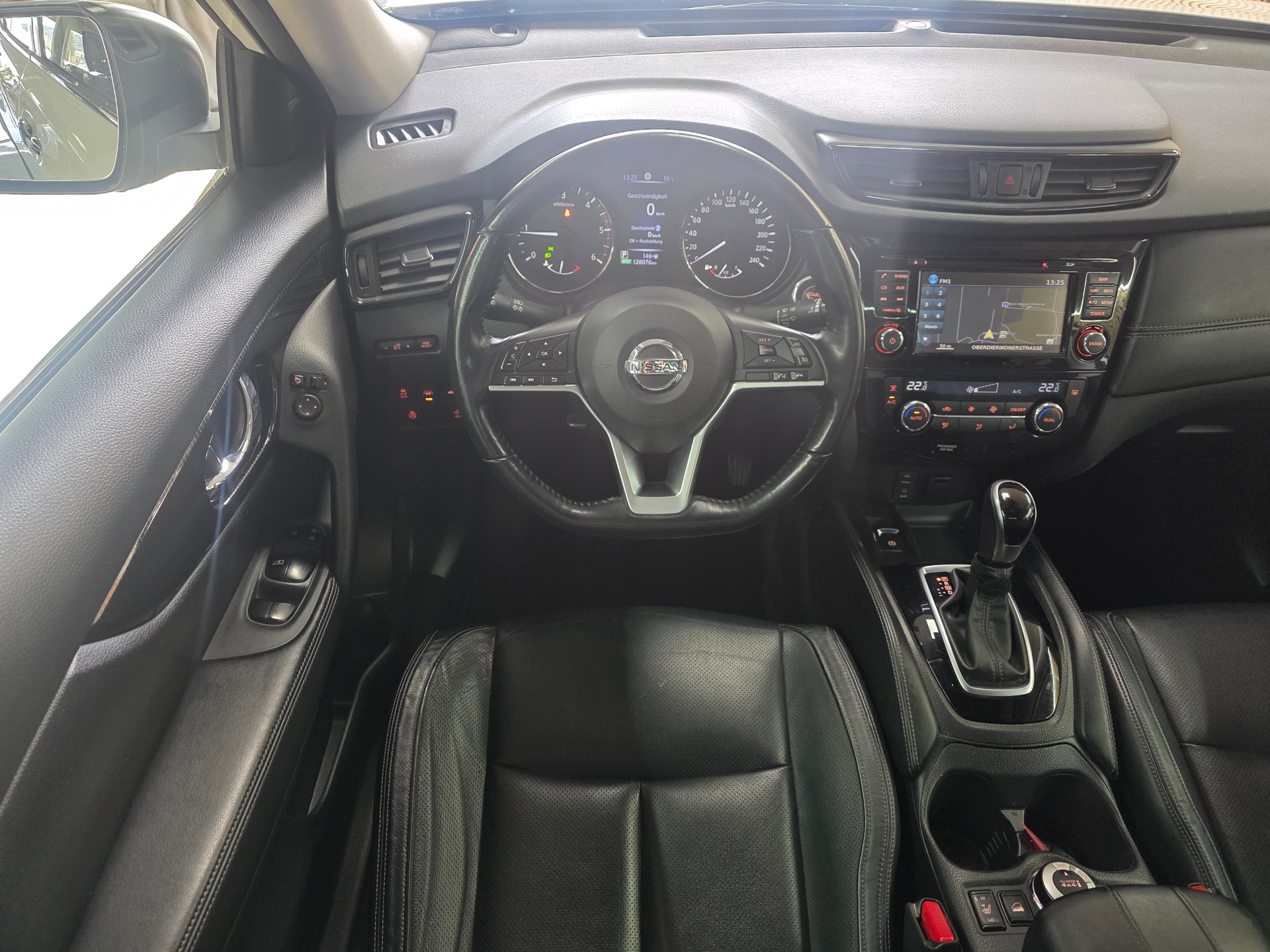 NISSAN X-Trail 2.0 dCi tekna Xtronic CVT ALL-MODE 4x4-image-10