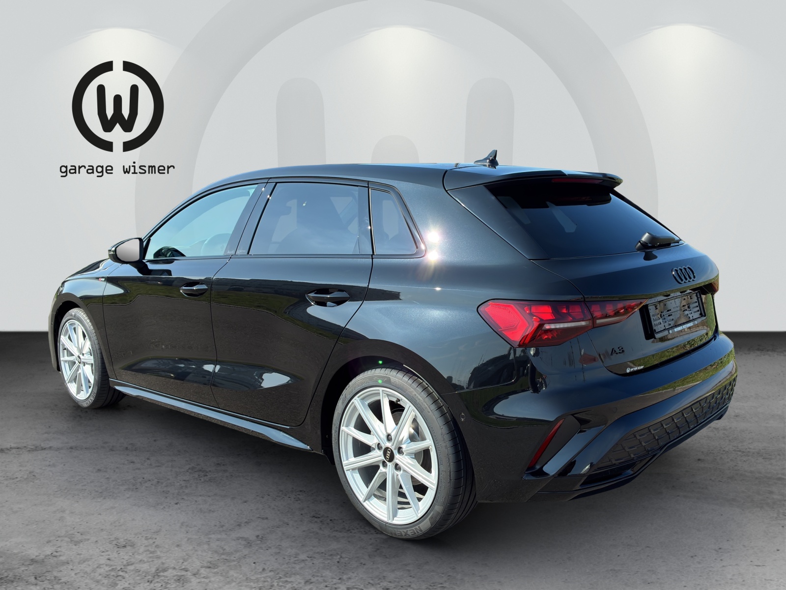 AUDI A3 Sportback TFSI 110 kW S line S tronic-image-2