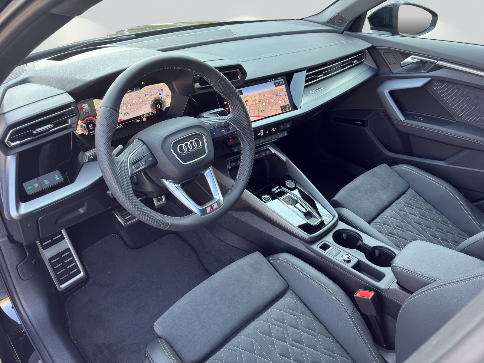 AUDI A3 Sportback TFSI 110 kW S line S tronic-image-4