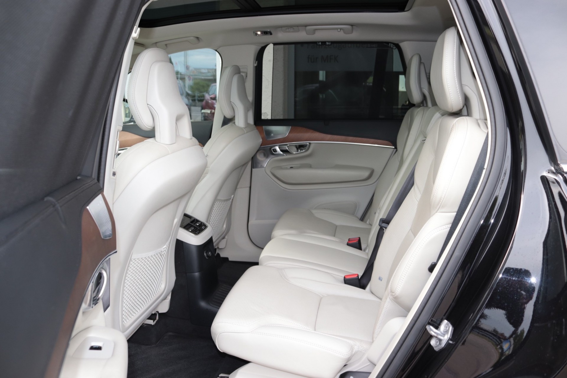 VOLVO XC90 T8 AWD Inscription Geartronic-image-13
