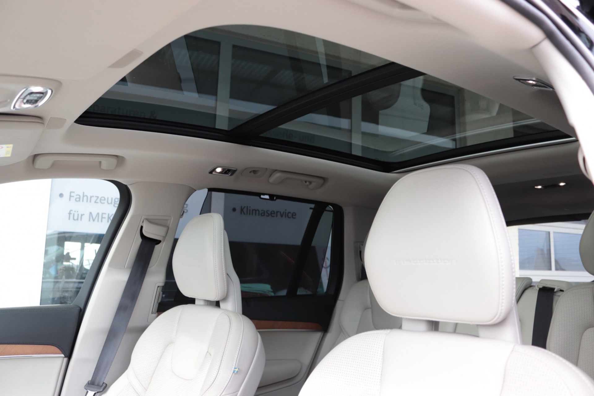 VOLVO XC90 T8 AWD Inscription Geartronic-image-12