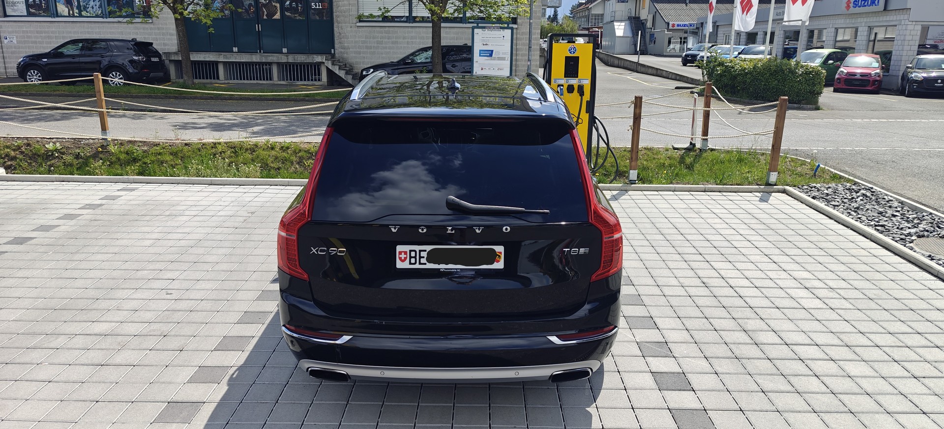 VOLVO XC90 T8 AWD Inscription Geartronic-image-3