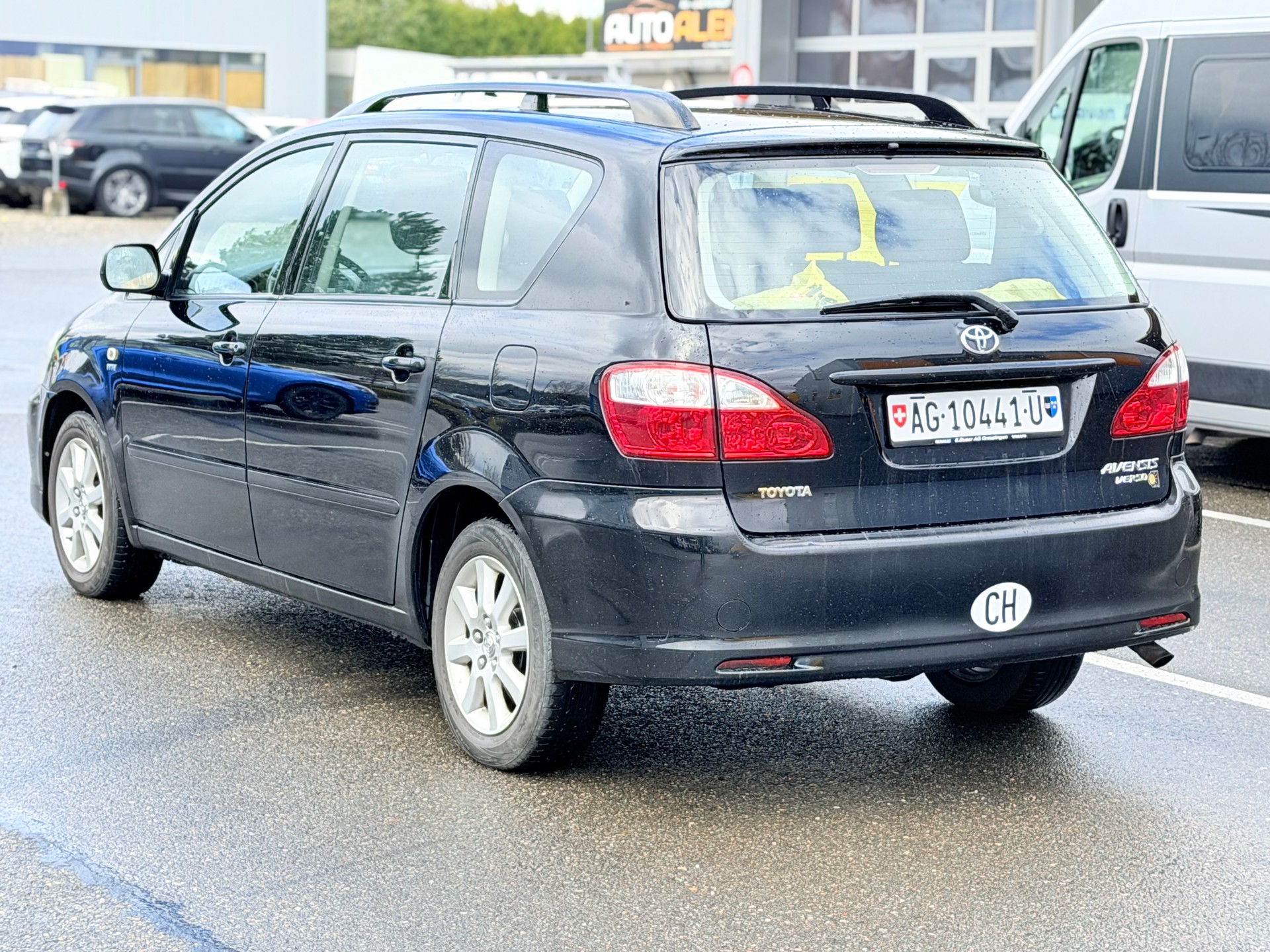 TOYOTA Avensis Verso 2.0 VVT-i Linea Sol-image-5