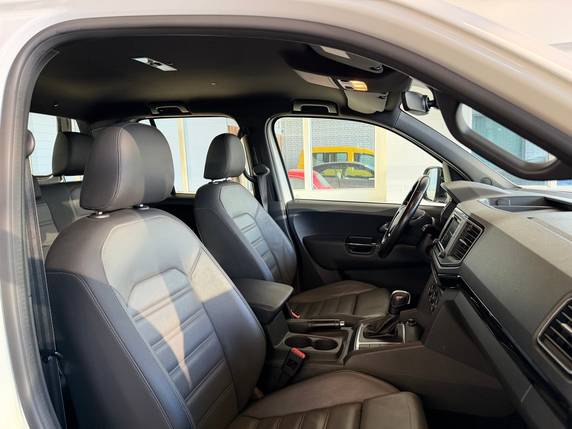 VW Amarok 3.0TDI Highline 258 PS V6 4X4 4Motion Automatic AHK 3300 KG ( CH )-image-8