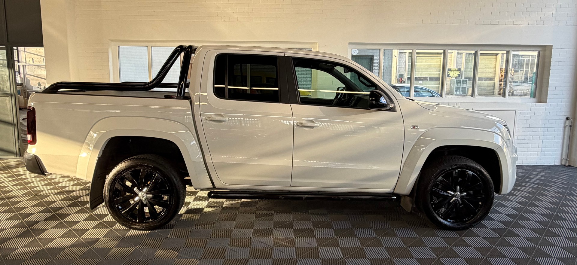 VW Amarok 3.0TDI Highline 258 PS V6 4X4 4Motion Automatic AHK 3300 KG ( CH )-image-1
