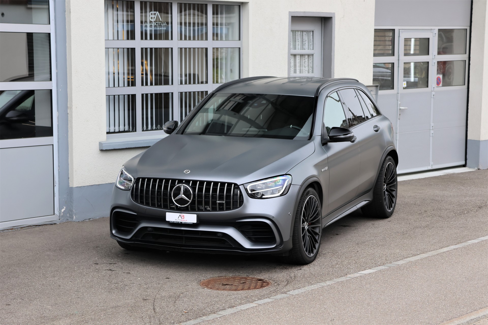 MERCEDES-BENZ GLC 63 S AMG 4Matic 9G-Tronic (CH) "Designo Magno"-image-0