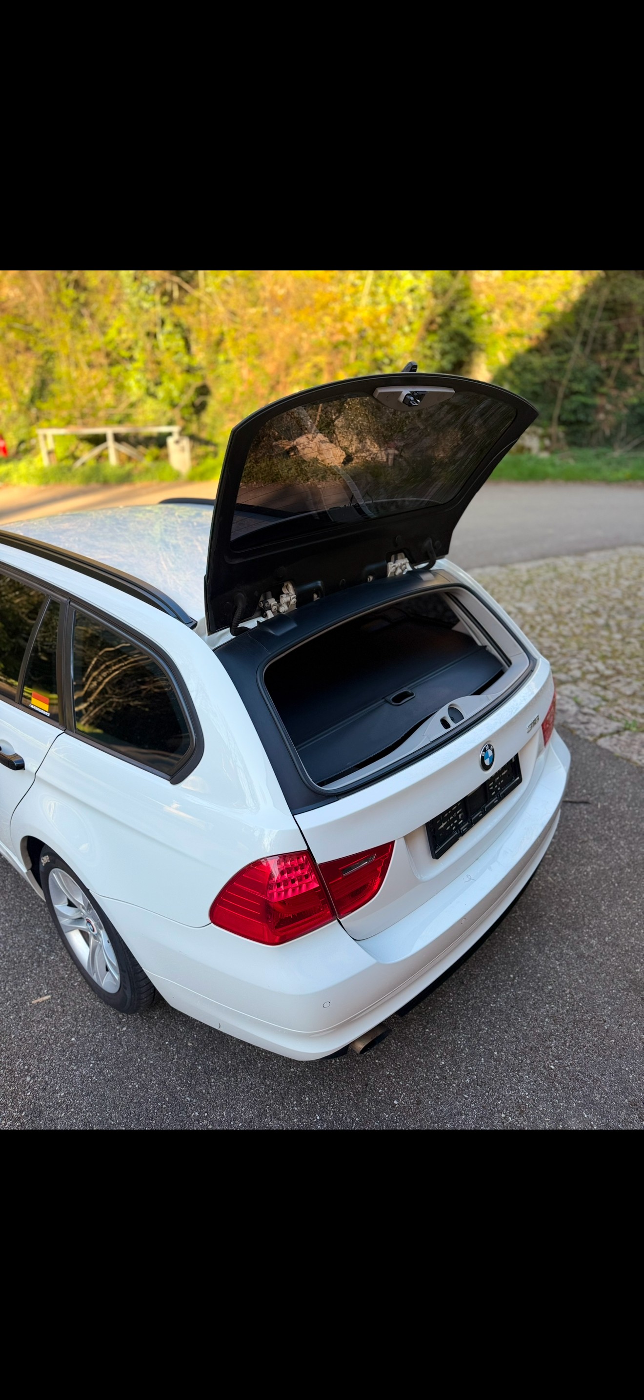BMW 318i Touring Steptronic-image-8