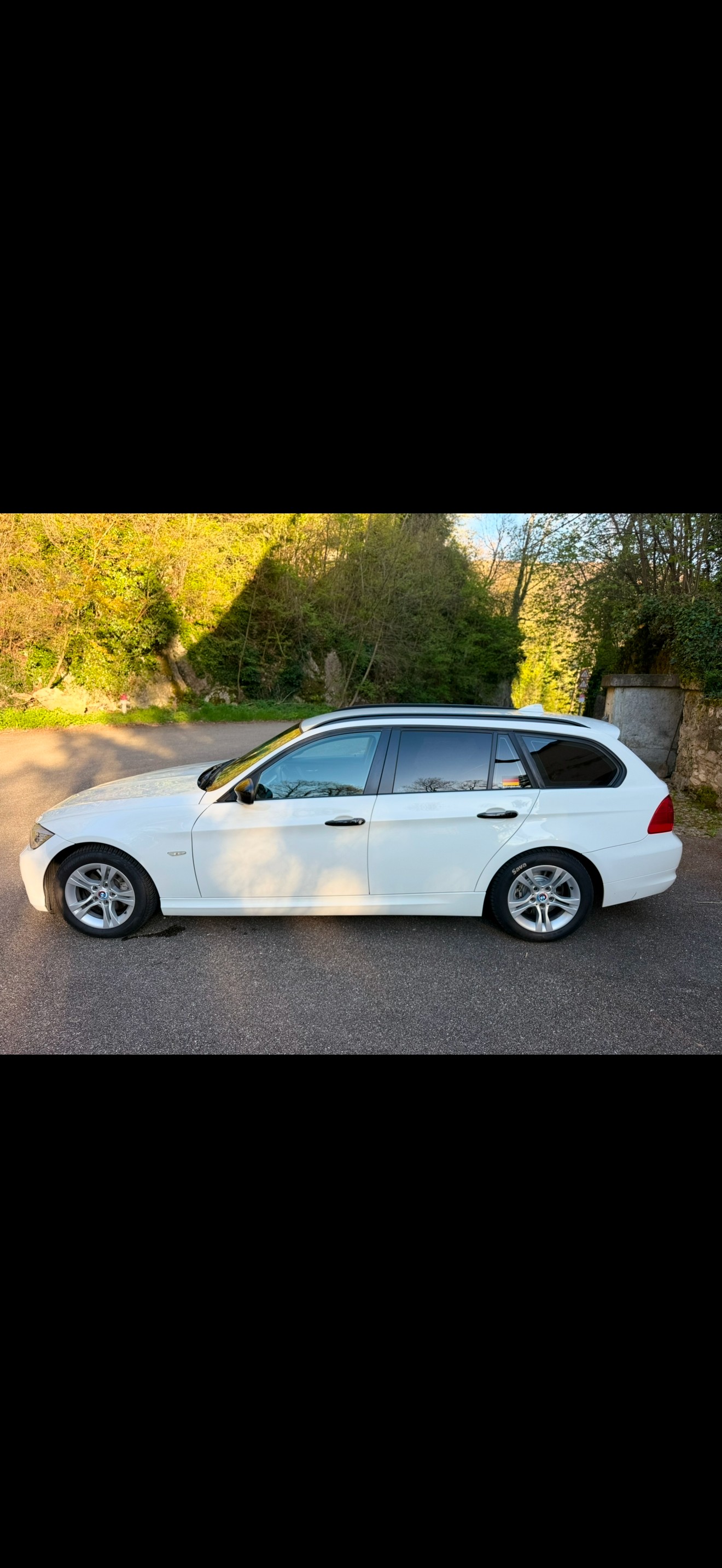 BMW 318i Touring Steptronic-image-1