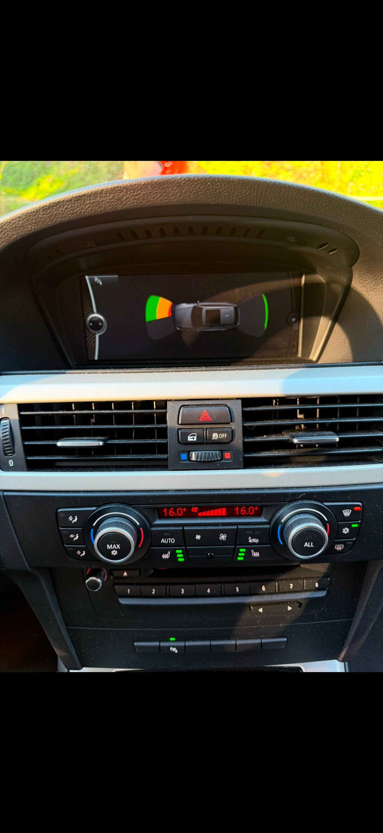 BMW 318i Touring Steptronic-image-14