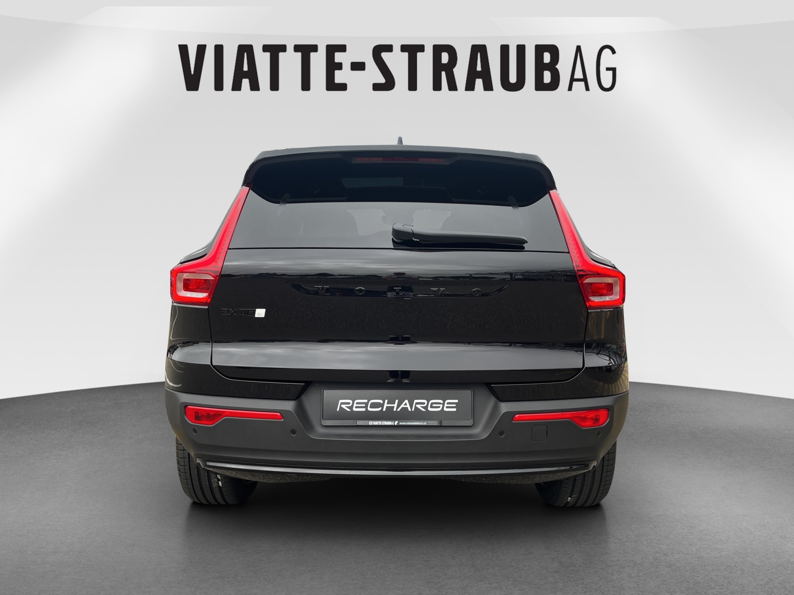 VOLVO EX40 Twin Black Edition AWD-image-3