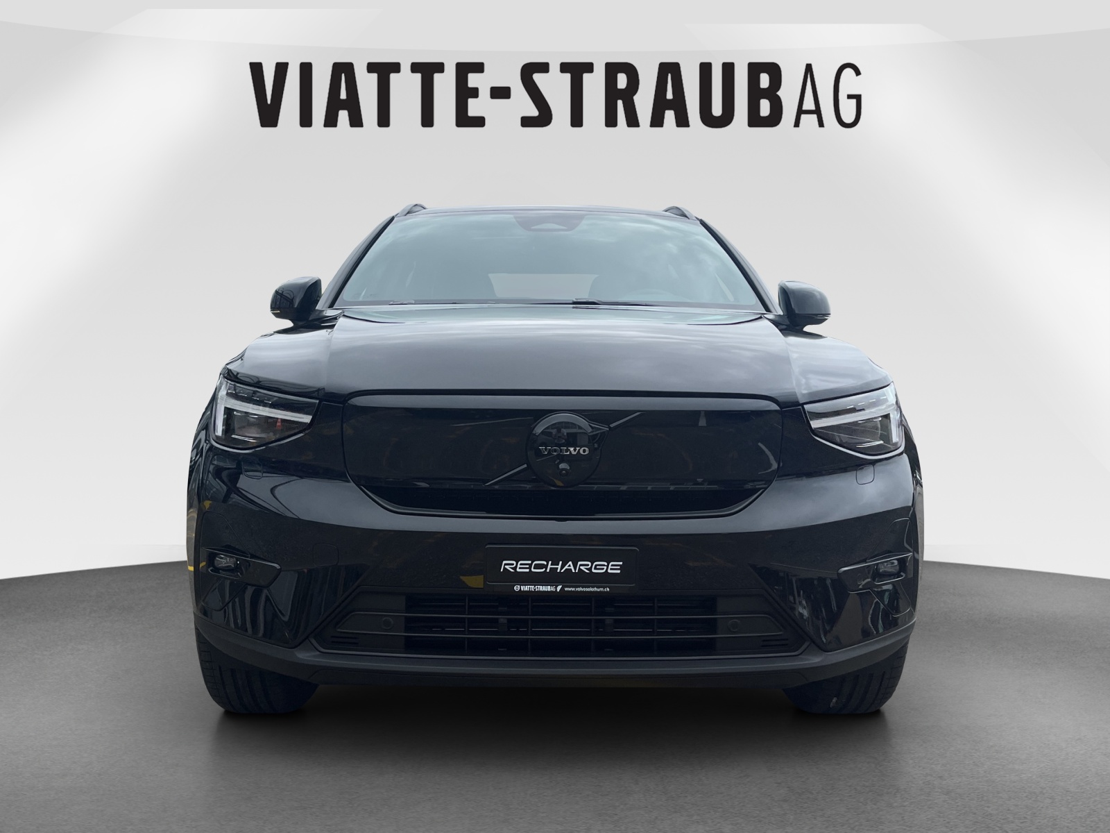 VOLVO EX40 Twin Black Edition AWD-image-2