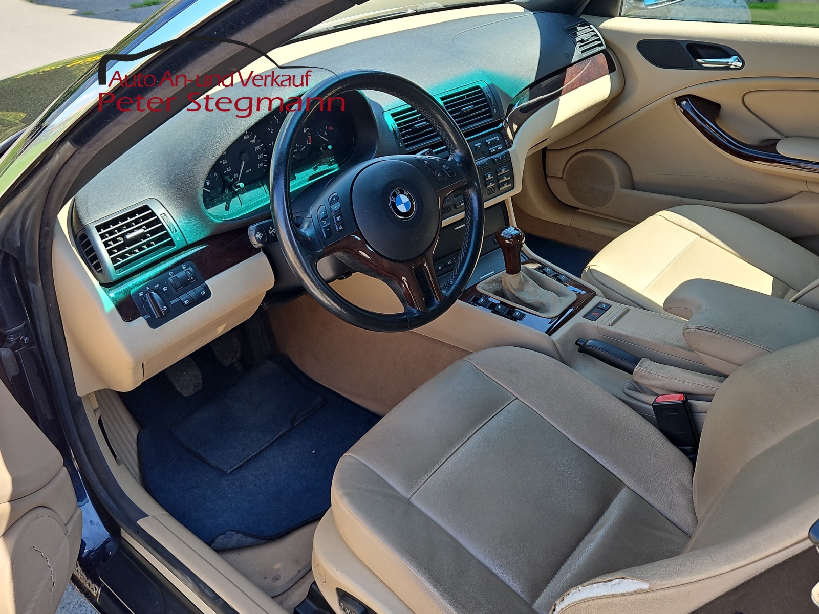 BMW 320Ci Cabriolet-image-8