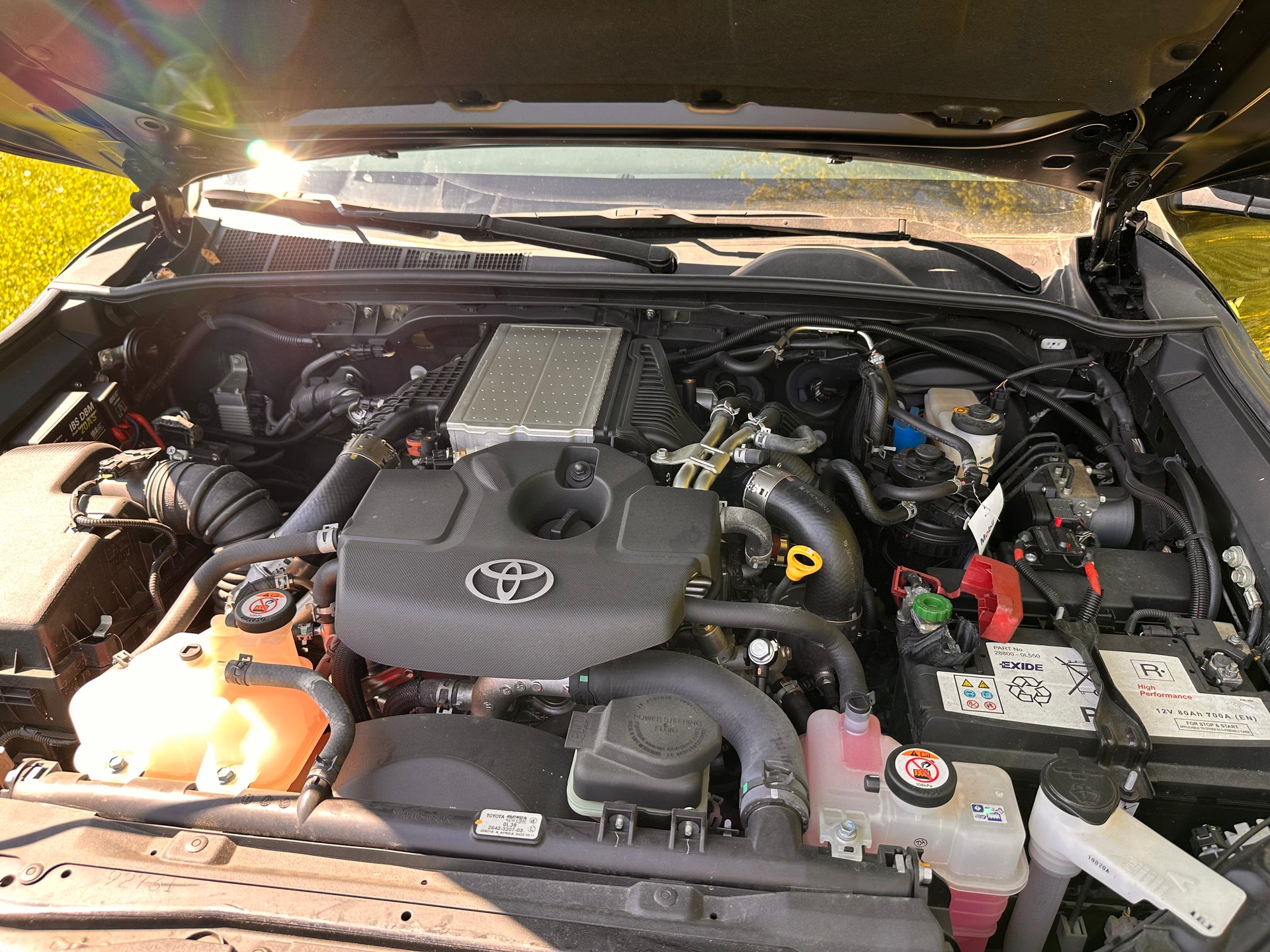 TOYOTA Hilux 2.8D-4D Invincible Double Cab 4x4 A-image-17