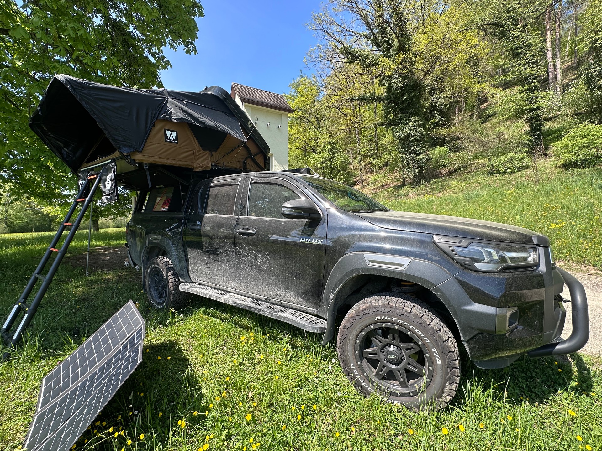 TOYOTA Hilux 2.8D-4D Invincible Double Cab 4x4 A-image-13