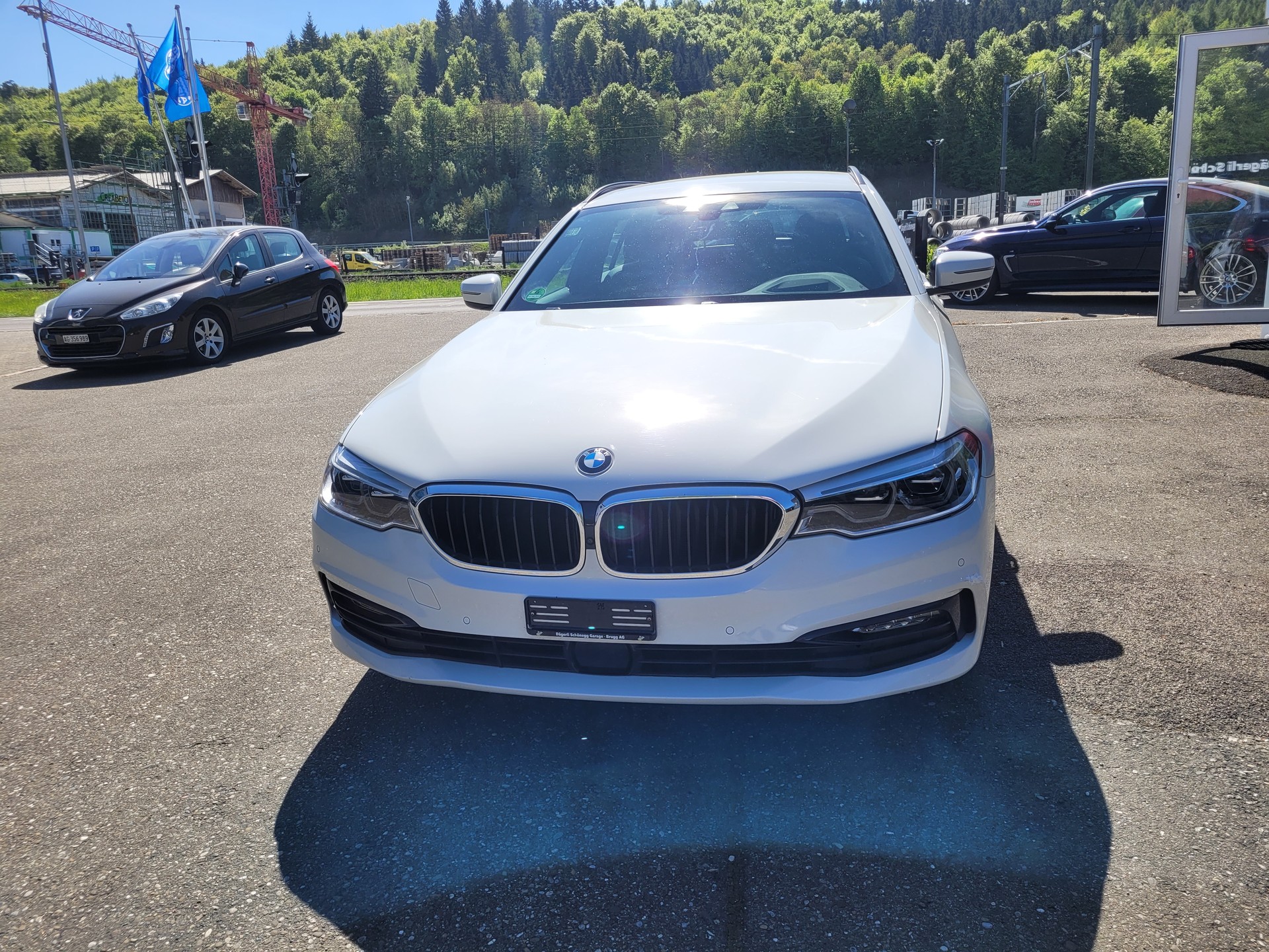 BMW 530i Touring Sport Line Steptronic-image-1