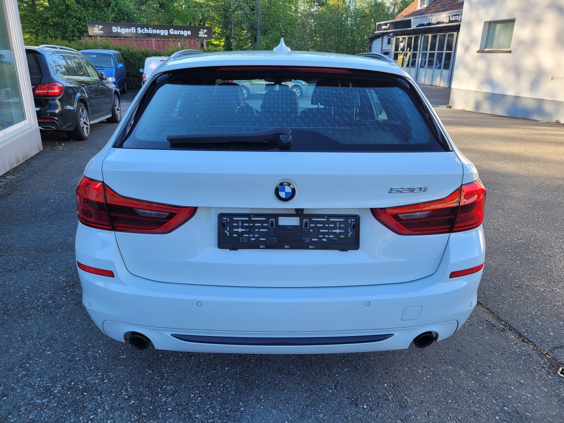 BMW 530i Touring Sport Line Steptronic-image-6