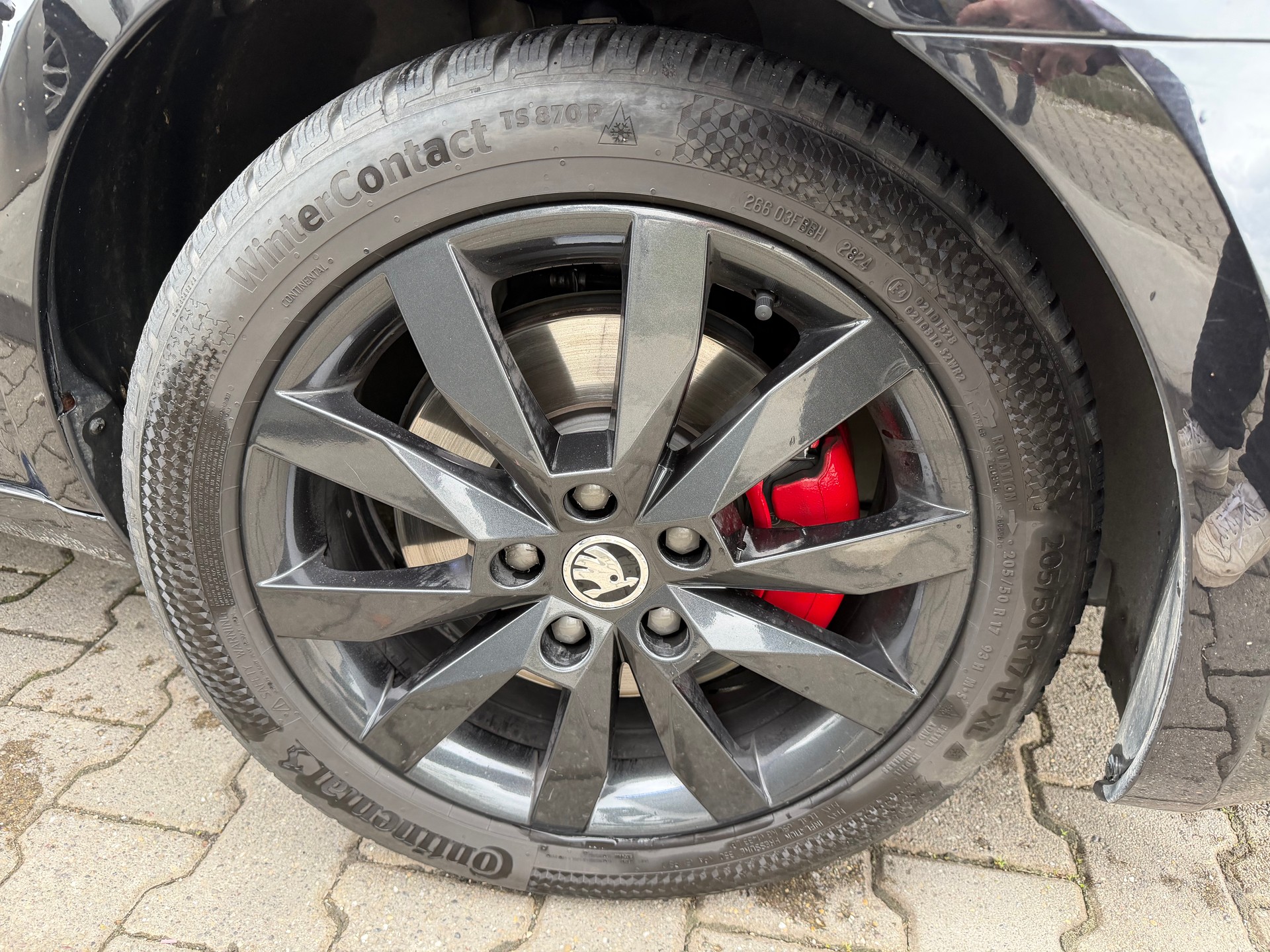 SKODA Octavia Combi 2.0 TDI RS 4x4 DSG-image-1