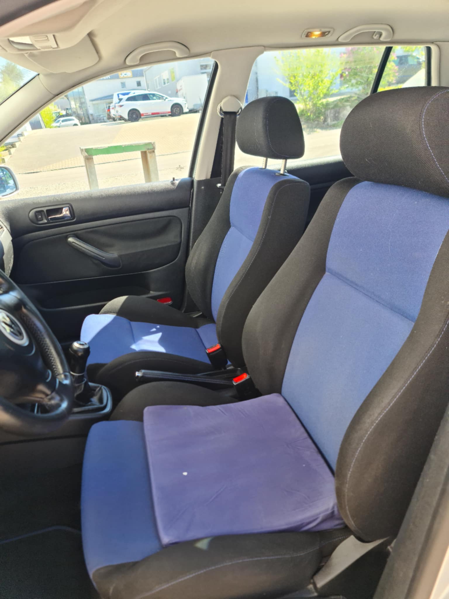 VW Golf 1.6 Comfortline Generation-image-11