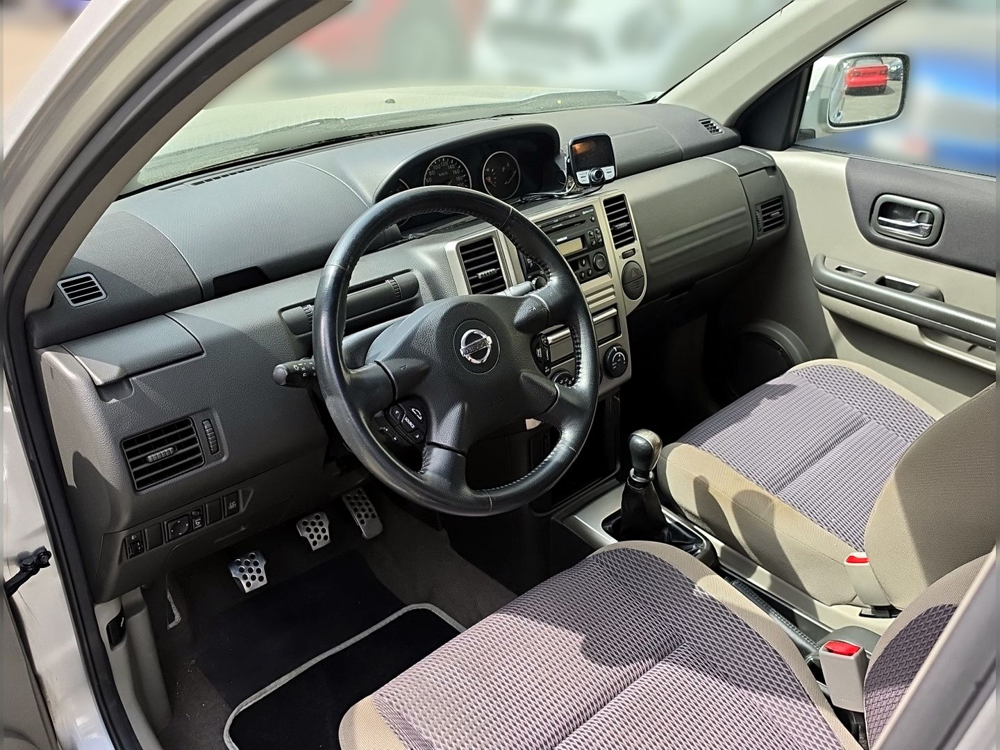 NISSAN X-Trail 2.2 DCI Columbia 4WD-image-6