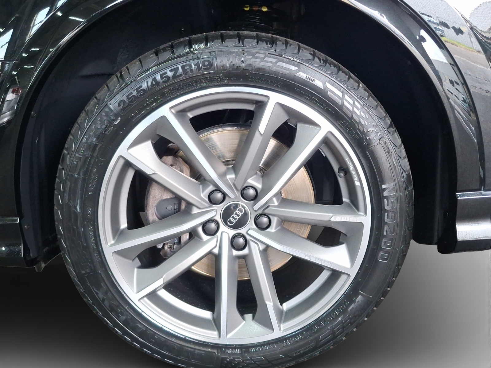 AUDI Q3 45 TFSI e S line Attraction S-tronic-image-15