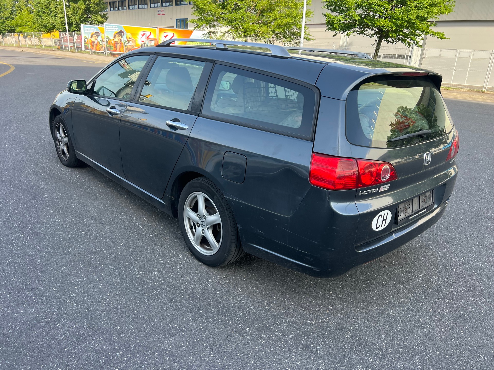HONDA Accord Tourer 2.2 i-CTDi Executive-image-3