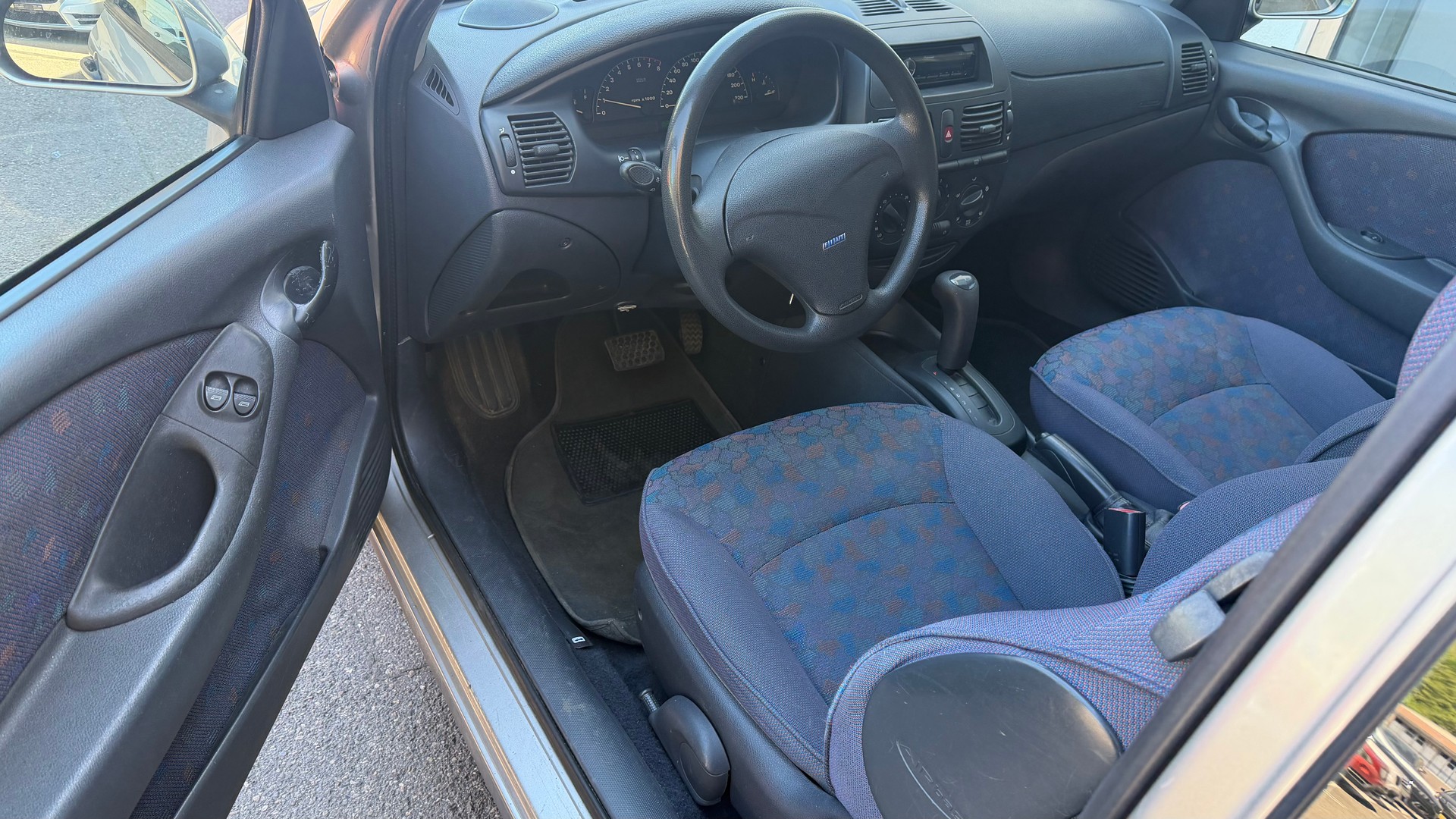 FIAT Bravo 1.6 16V SX-image-9