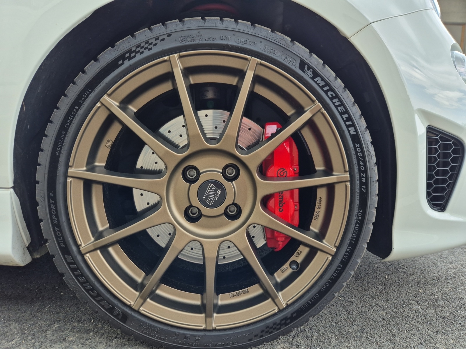 FIAT 595 1.4 16V Turbo Abarth Competizione-image-9