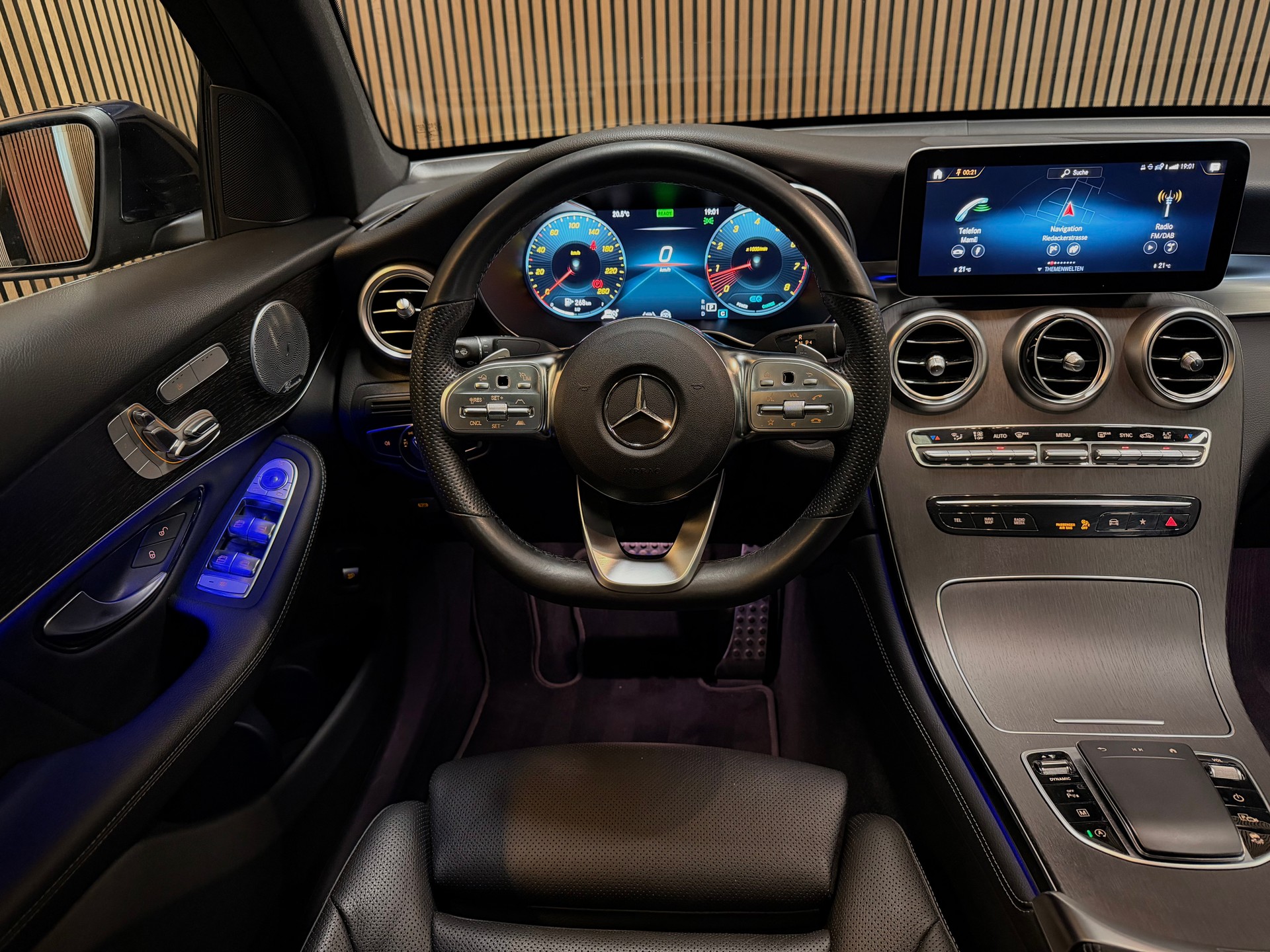 MERCEDES-BENZ GLC Coupé 300 AMG Line 4Matic 9G-Tronic | CH- Fzg. | Carvertical Bericht | Ab MFK & Service-image-20
