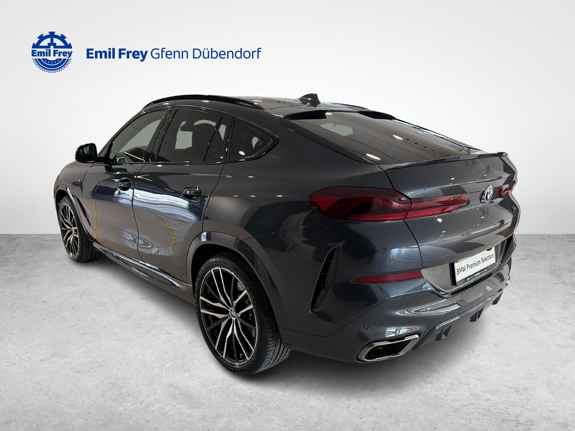BMW X6 M50i-image-4