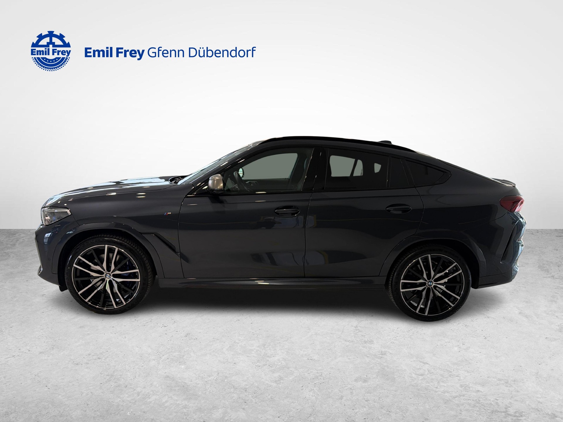 BMW X6 M50i-image-5