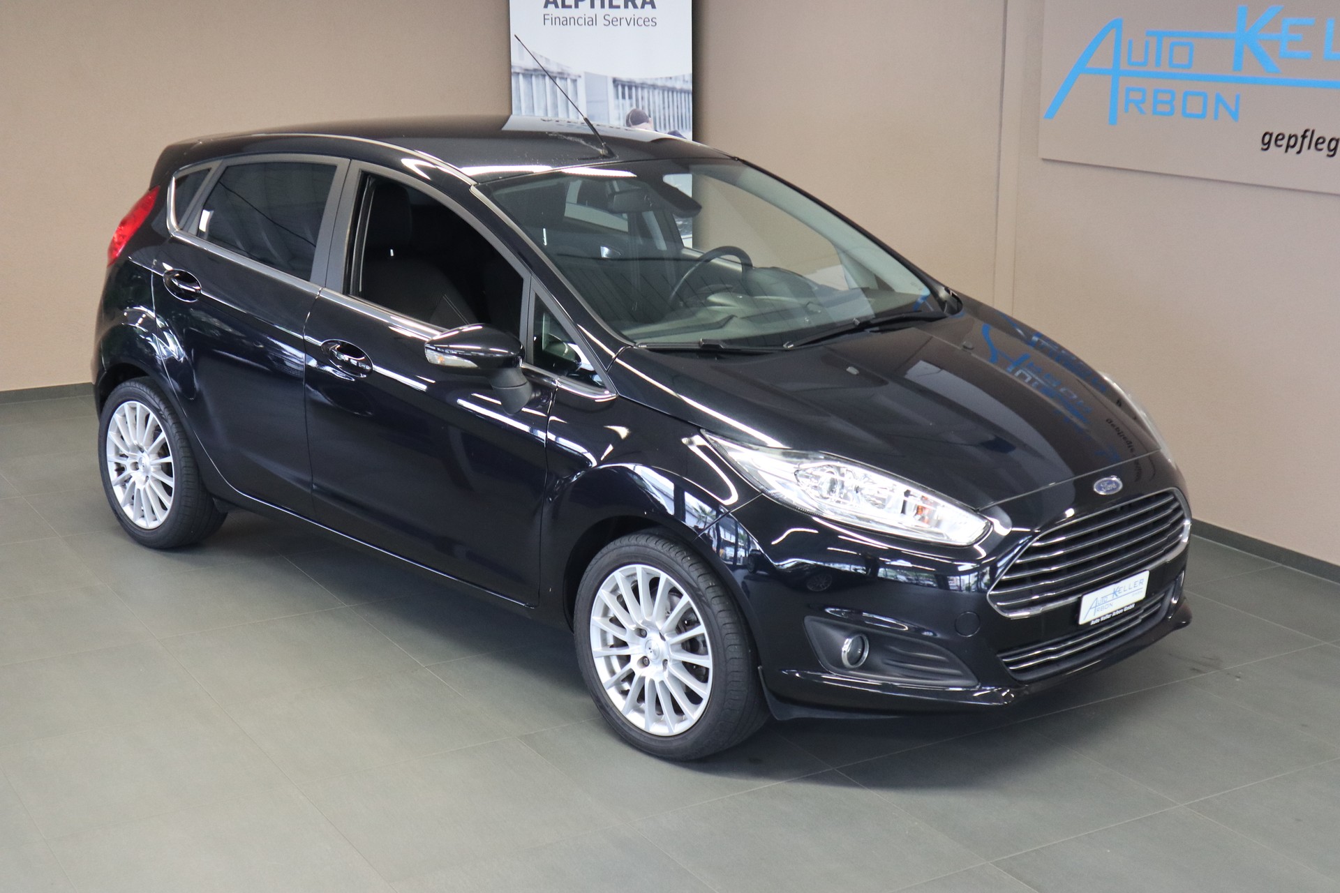 FORD Fiesta 1.0 EcoB 100 Titanium-image-1