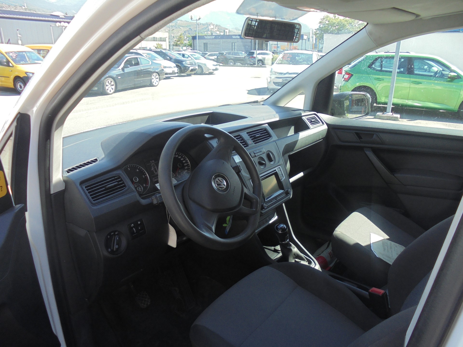 VW Caddy Maxi 2.0TDI 4Motion BlueMotion Technology-image-7