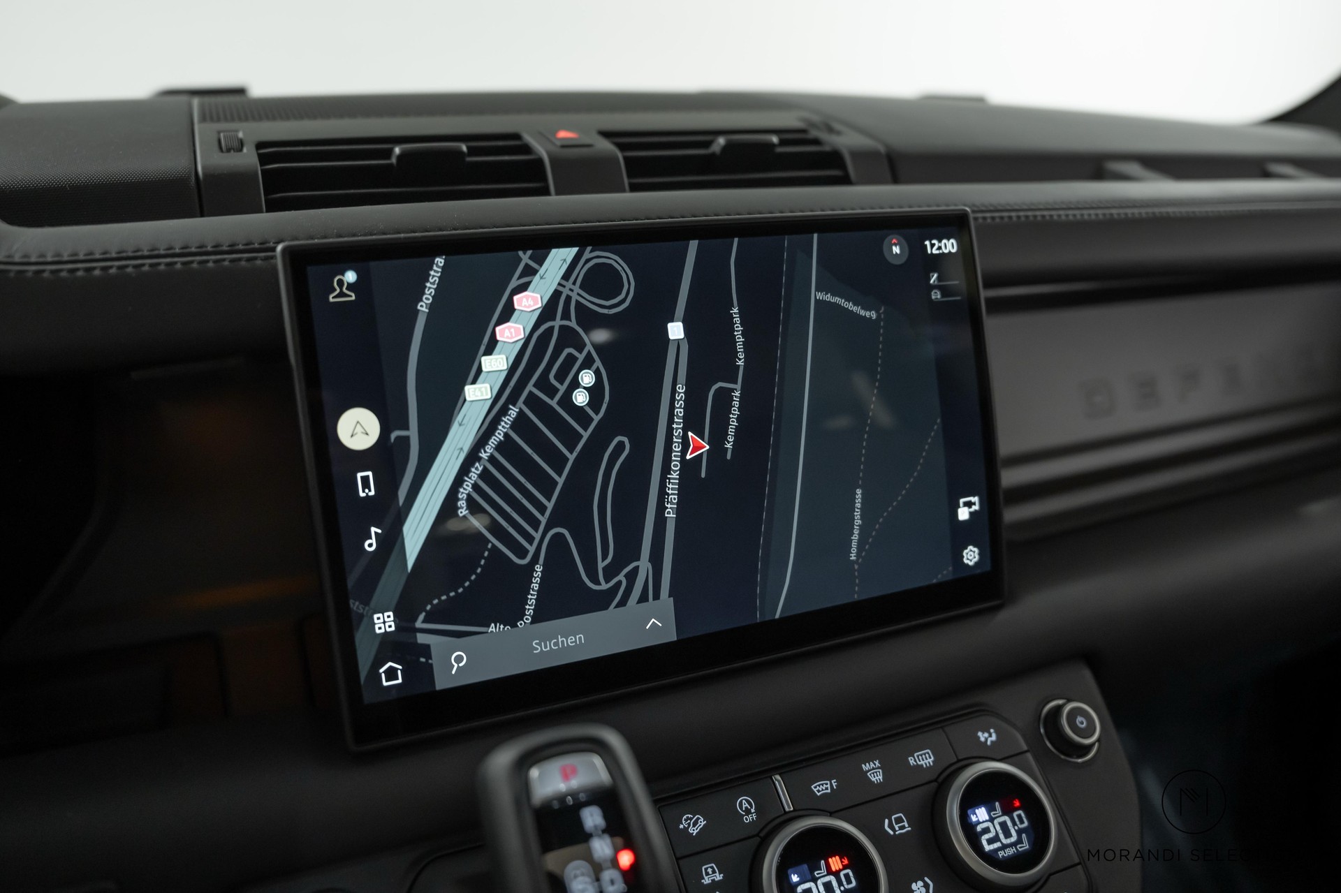 LAND ROVER Defender 110 3.0 D I6 300 X-Dynamic HSE-image-25
