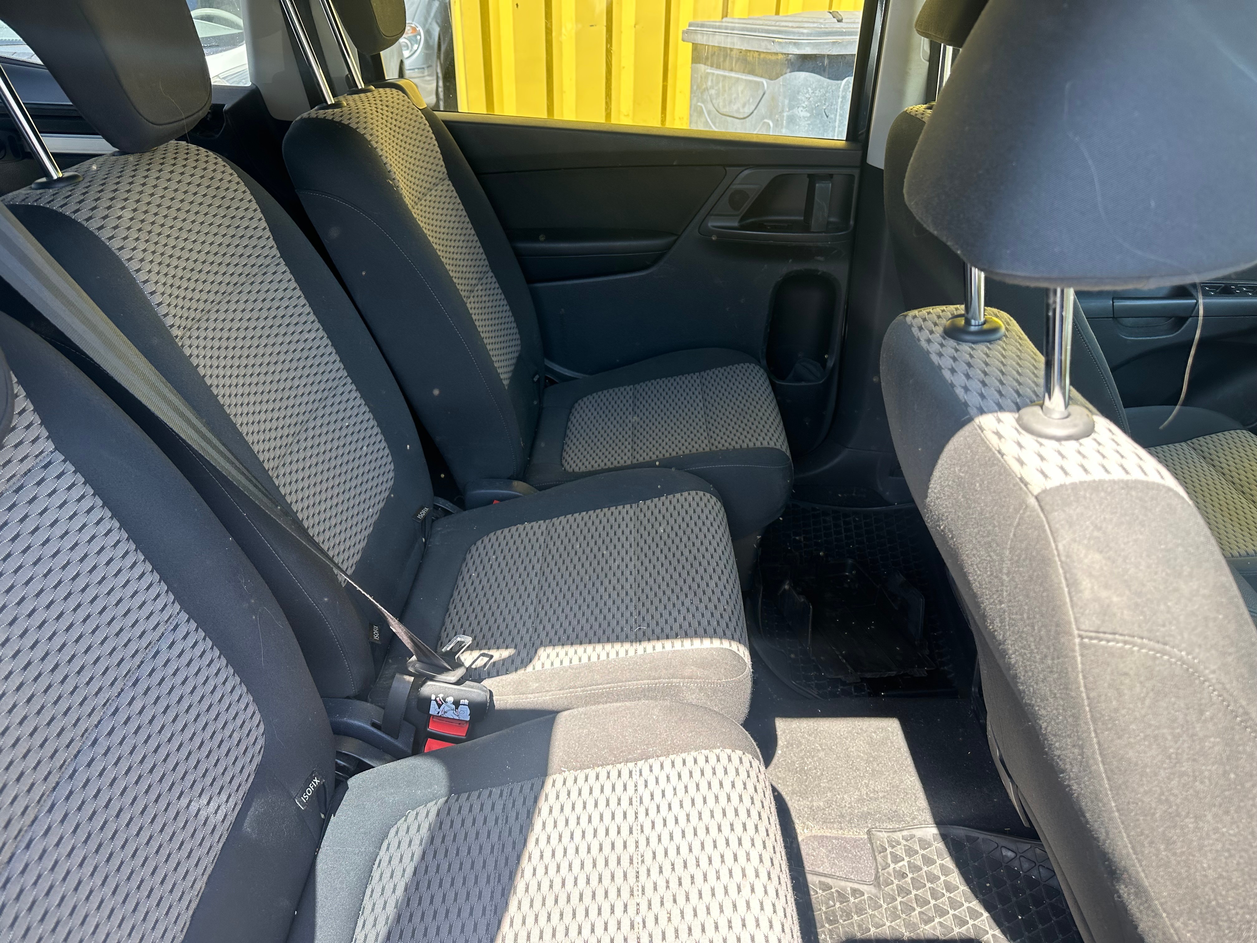 VW Sharan 2.0 TDI BlueMotion Technology Design — slika 5