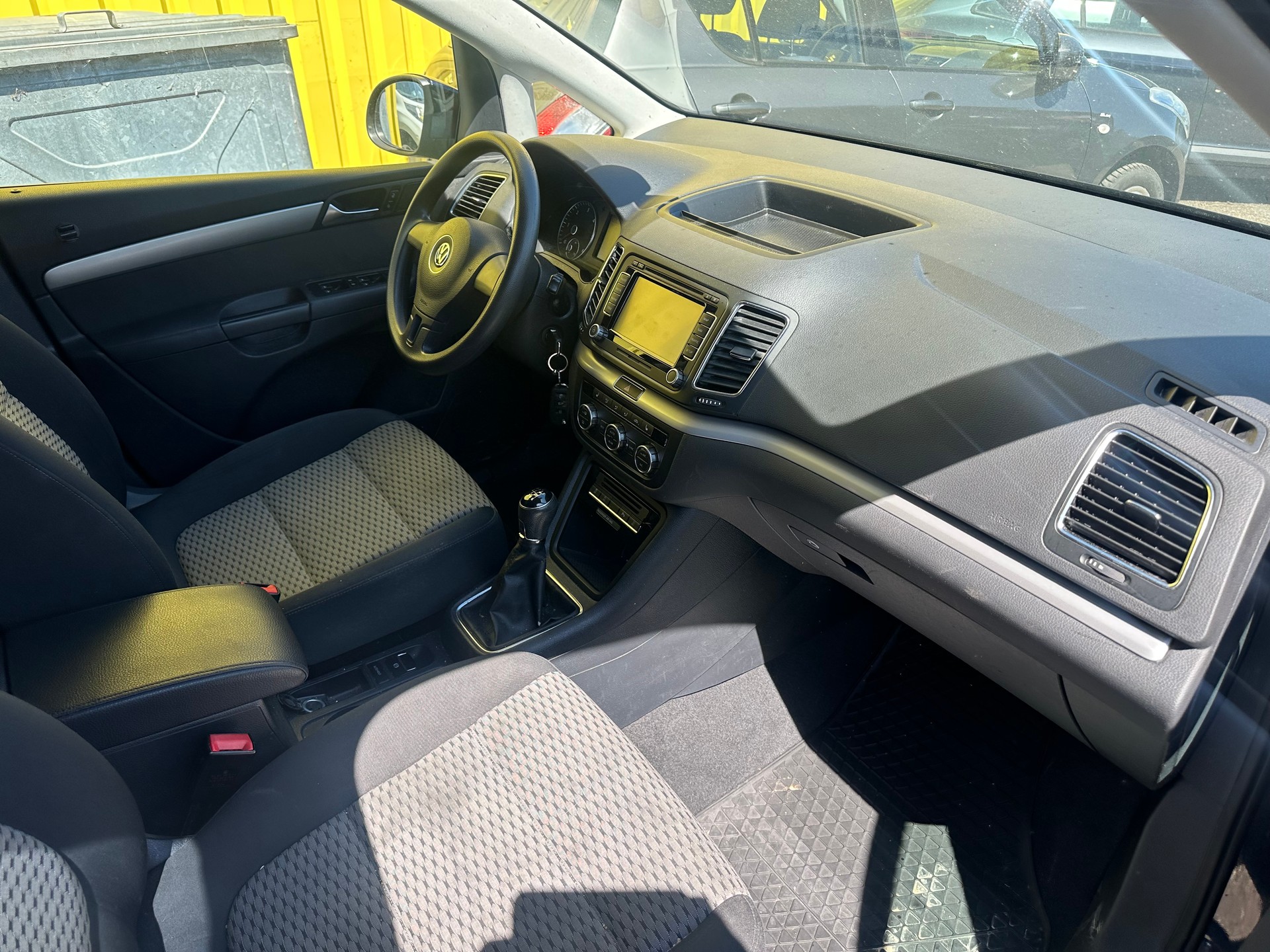 VW Sharan 2.0 TDI BlueMotion Technology Design-image-5