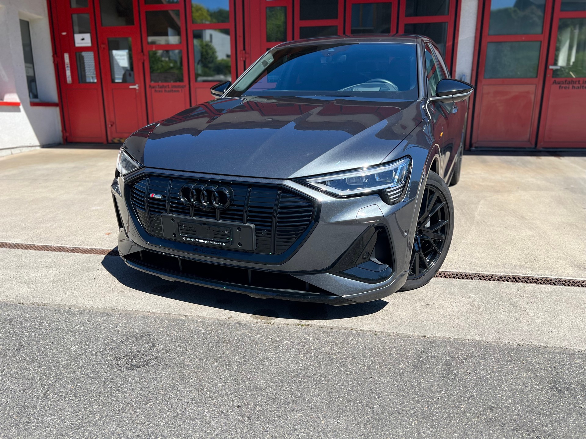 AUDI e-tron 55 S Line Black Edition quattro / SoH 93%