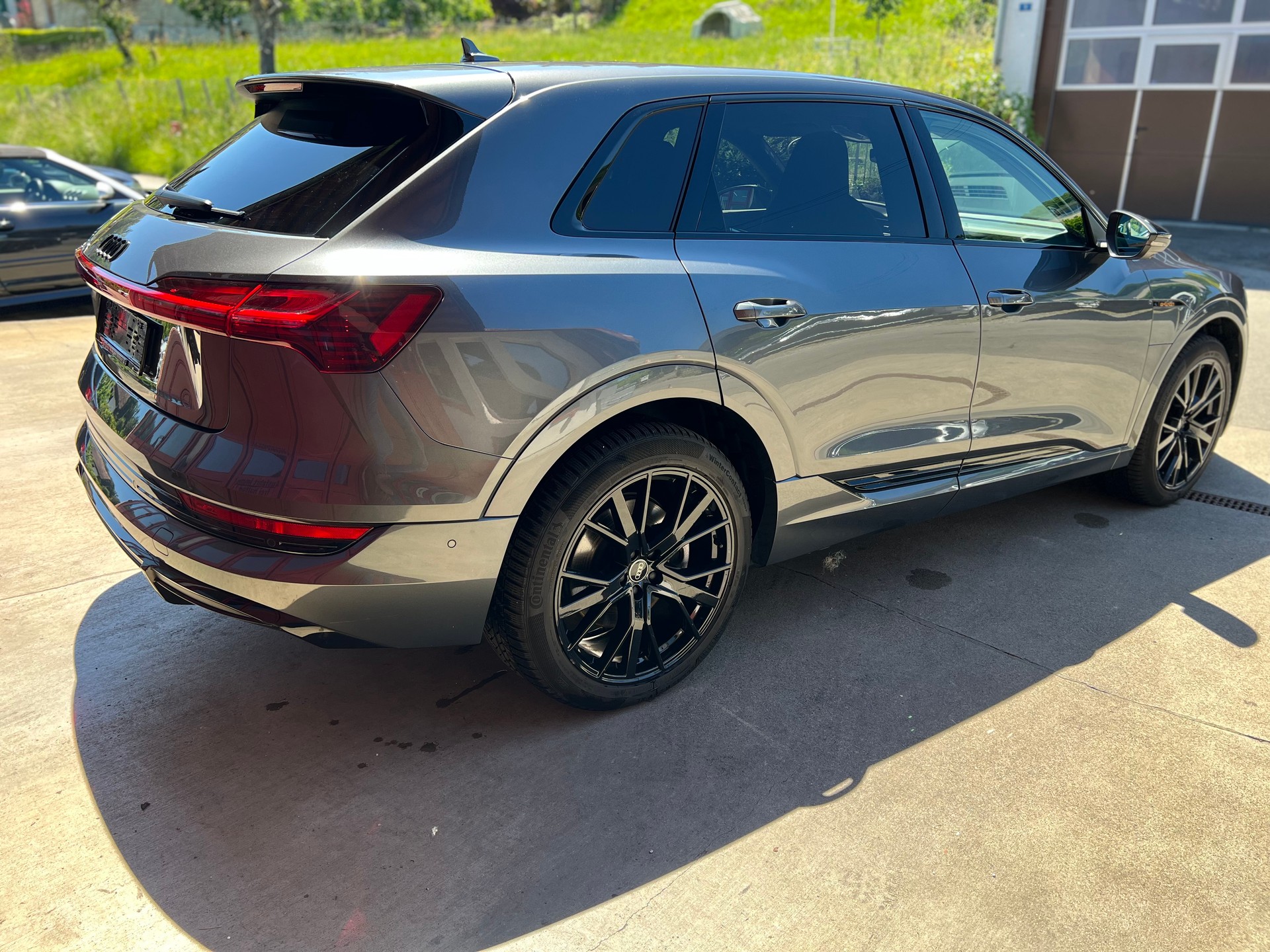 AUDI e-tron 55 S Line Black Edition quattro / SoH 93%-image-5