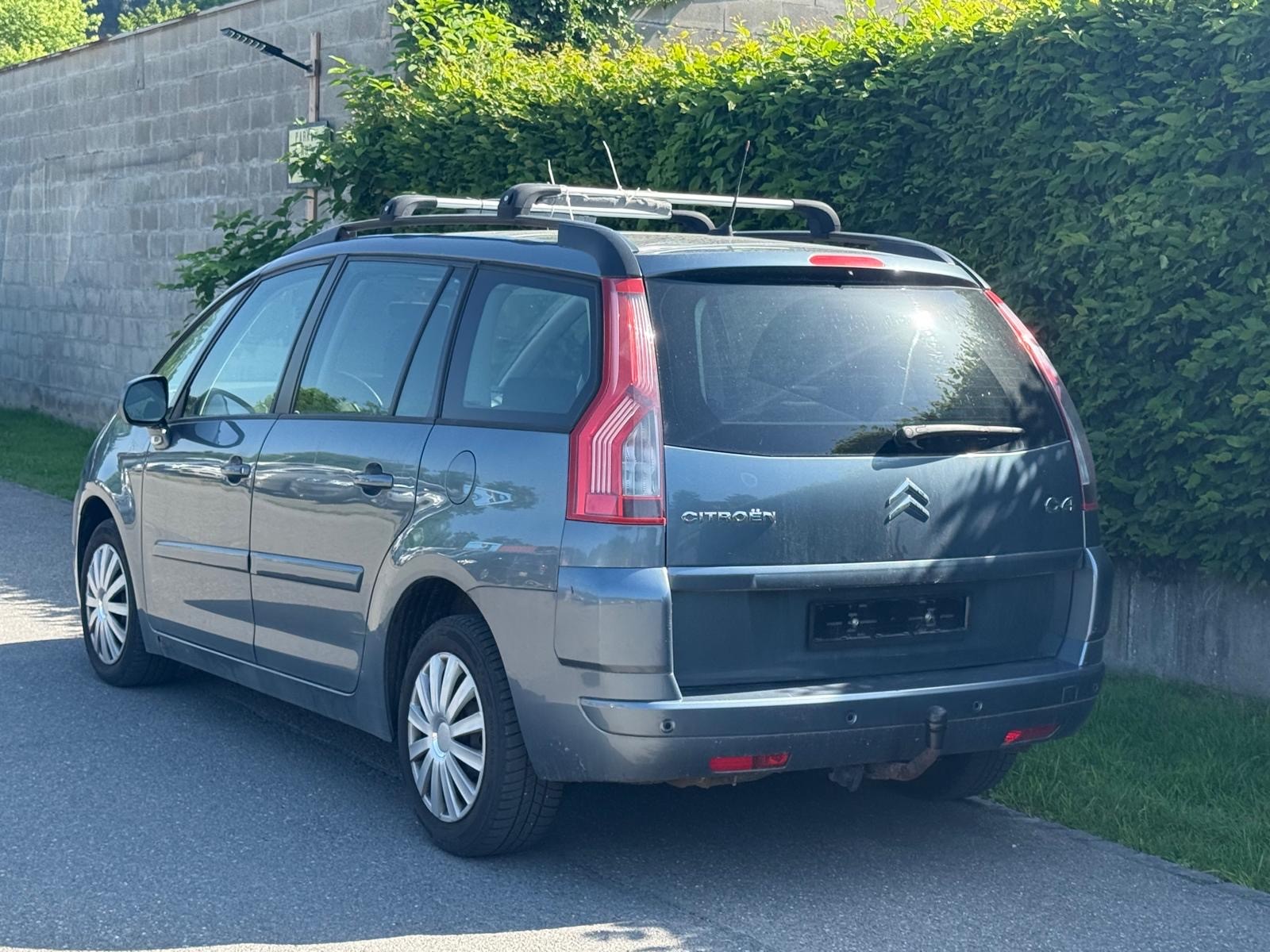 CITROEN Grand C4 Picasso 2.0 HDI Exclusive+-image-4
