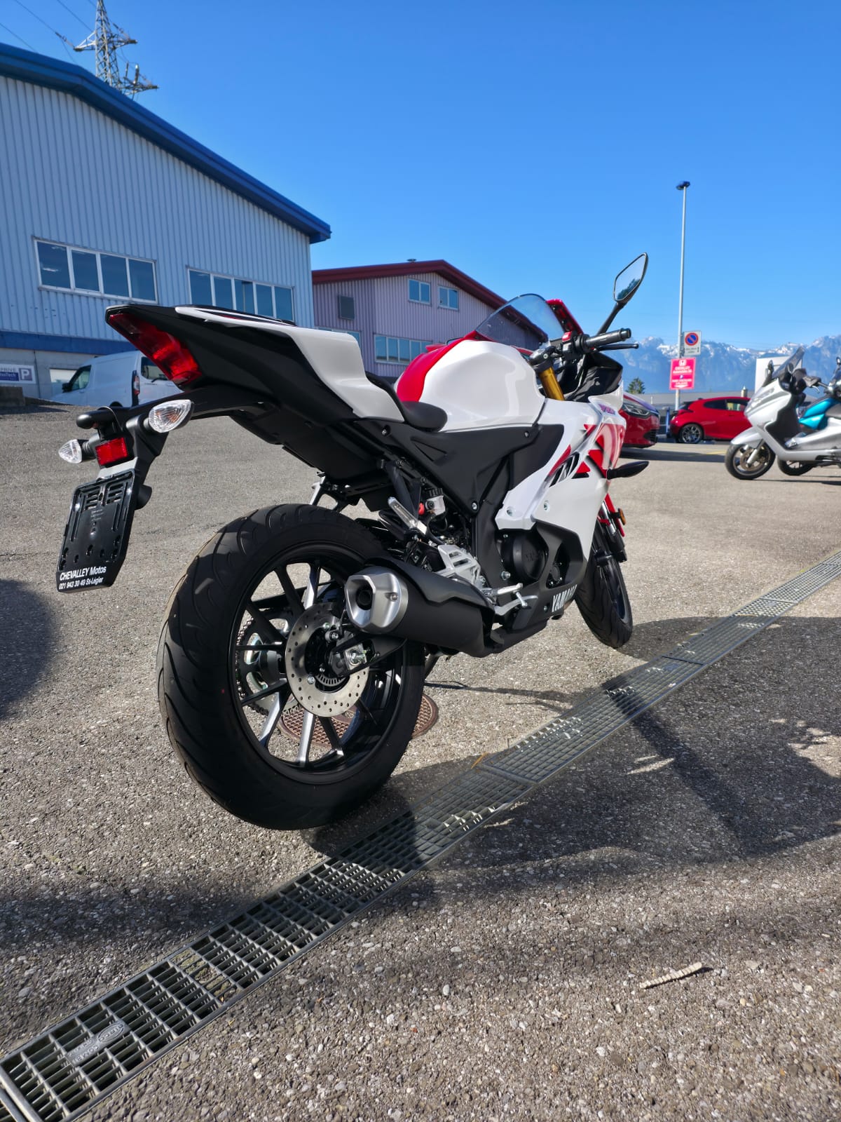YAMAHA YZF-R 125 ABS 70TH ANNIVERSAIRE-image-2