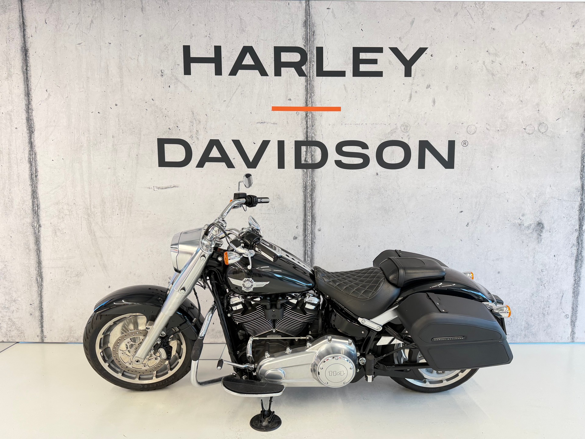 HARLEY-DAVIDSON FLFBS Fat Boy 114 ABS-showroom-element-3